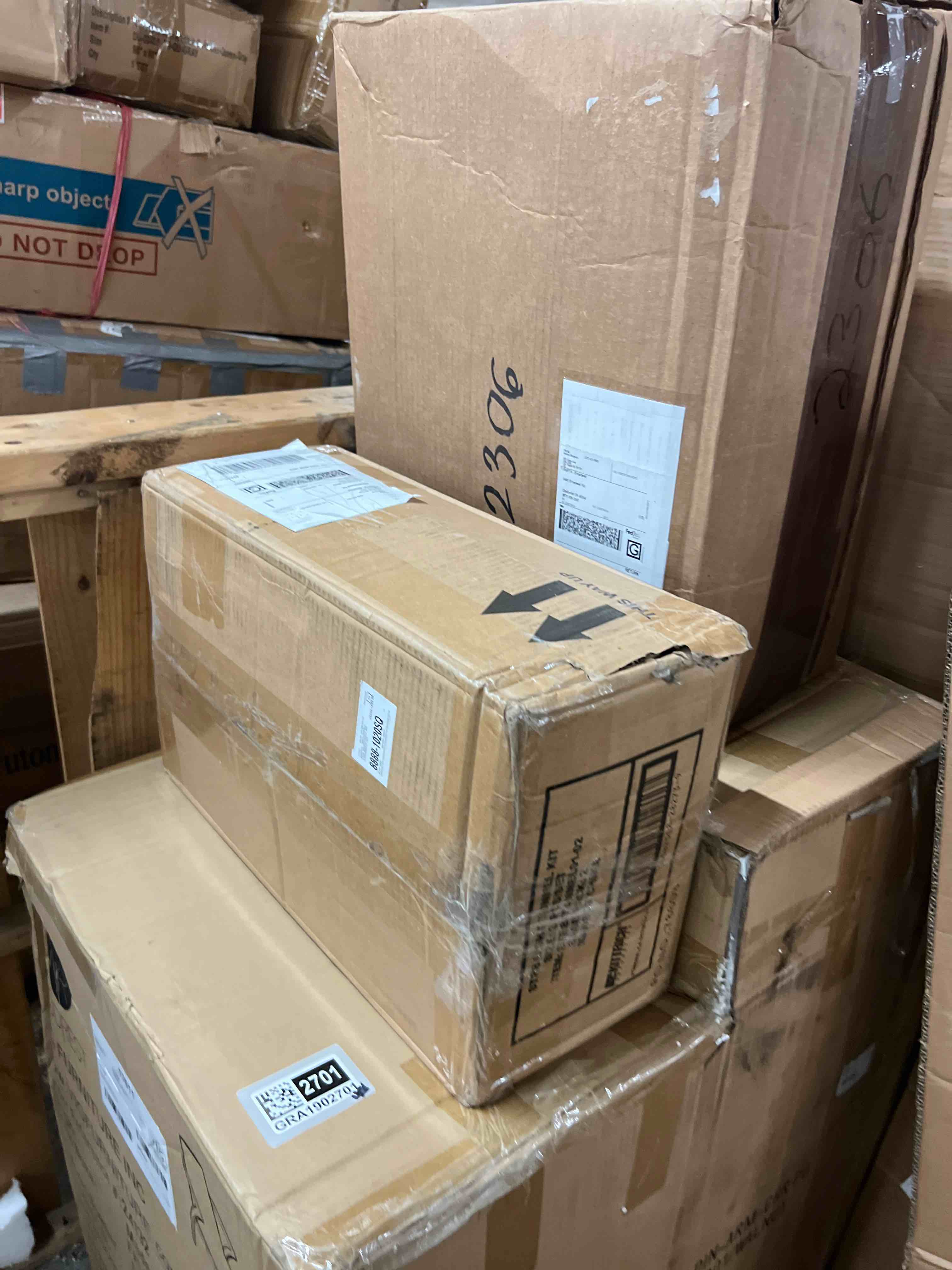 https://s3.amazonaws.com/lotting-images-prod/phillipi/GRA1902699_1758059003432.jpeg