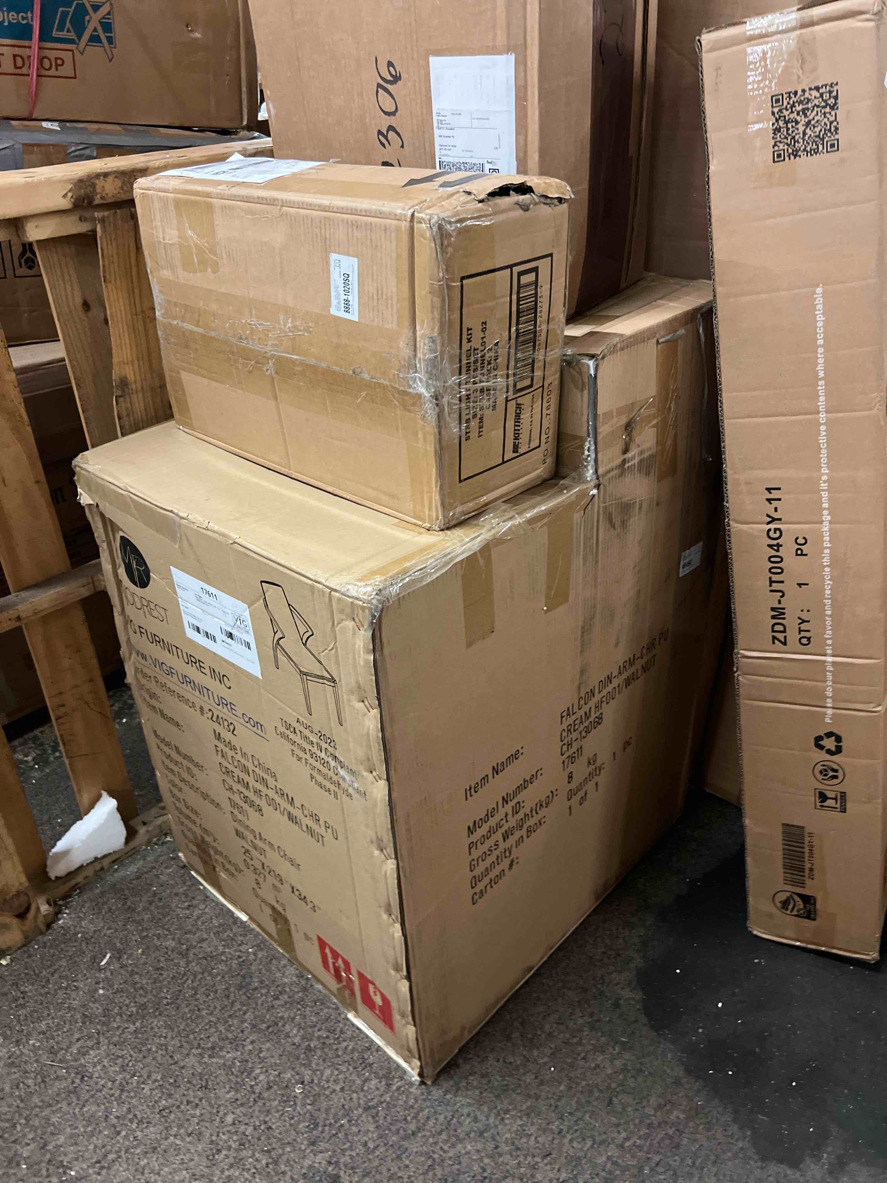 https://s3.amazonaws.com/lotting-images-prod/phillipi/GRA1902701_1758058776356.jpeg