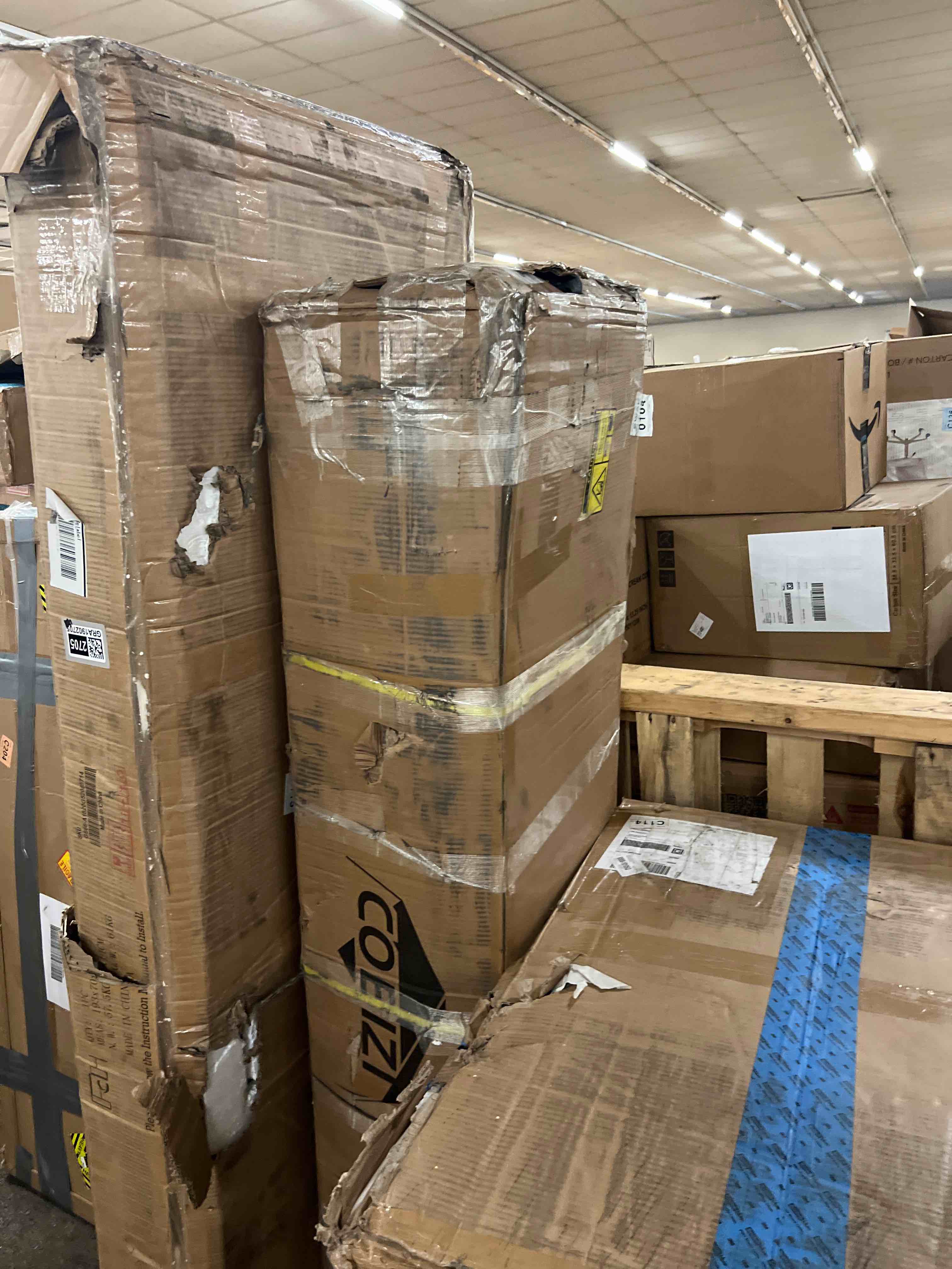 https://s3.amazonaws.com/lotting-images-prod/phillipi/GRA1902706_1758056830581.jpeg