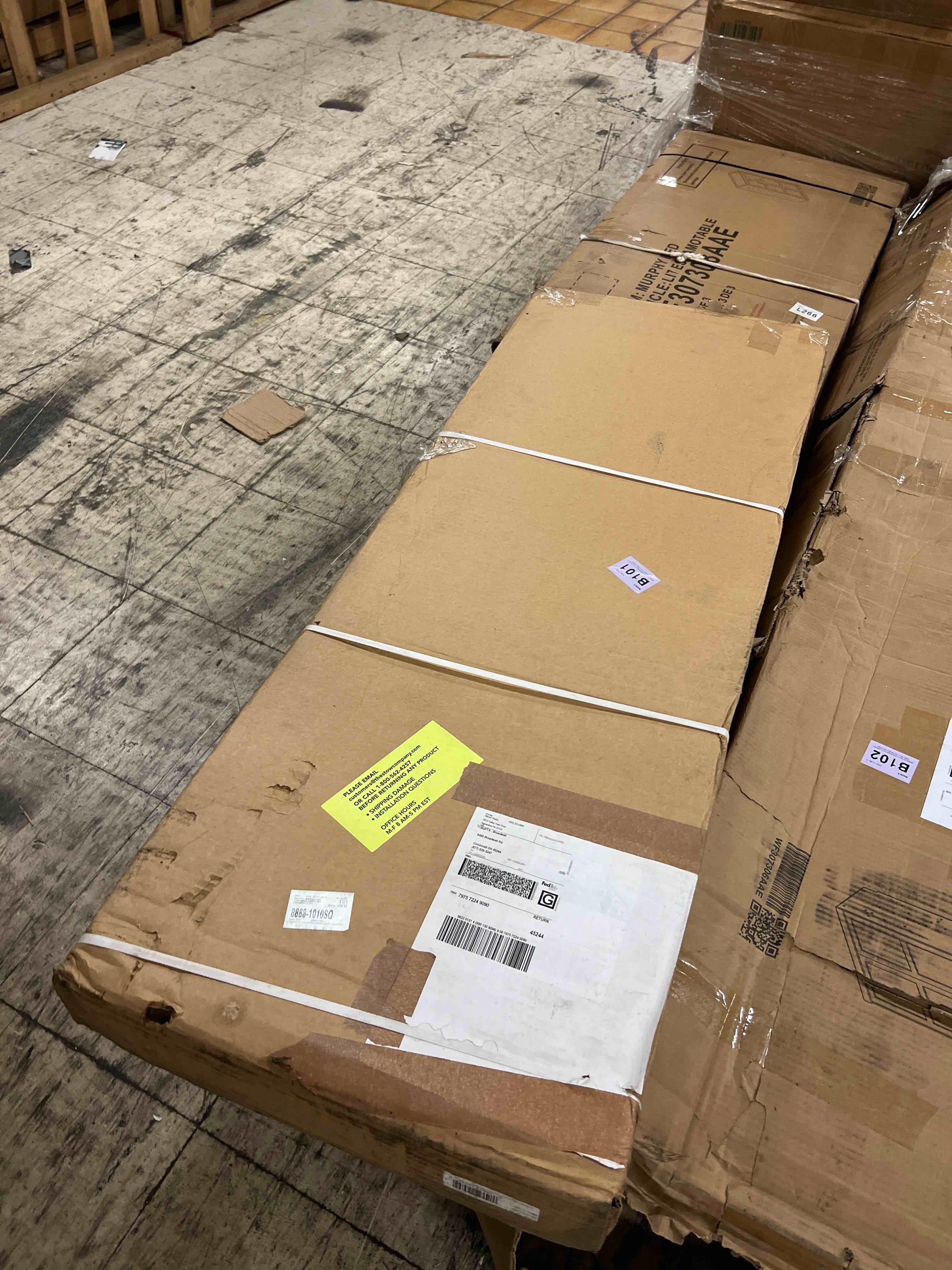 https://s3.amazonaws.com/lotting-images-prod/phillipi/GRA1902719_1758066750308.jpeg