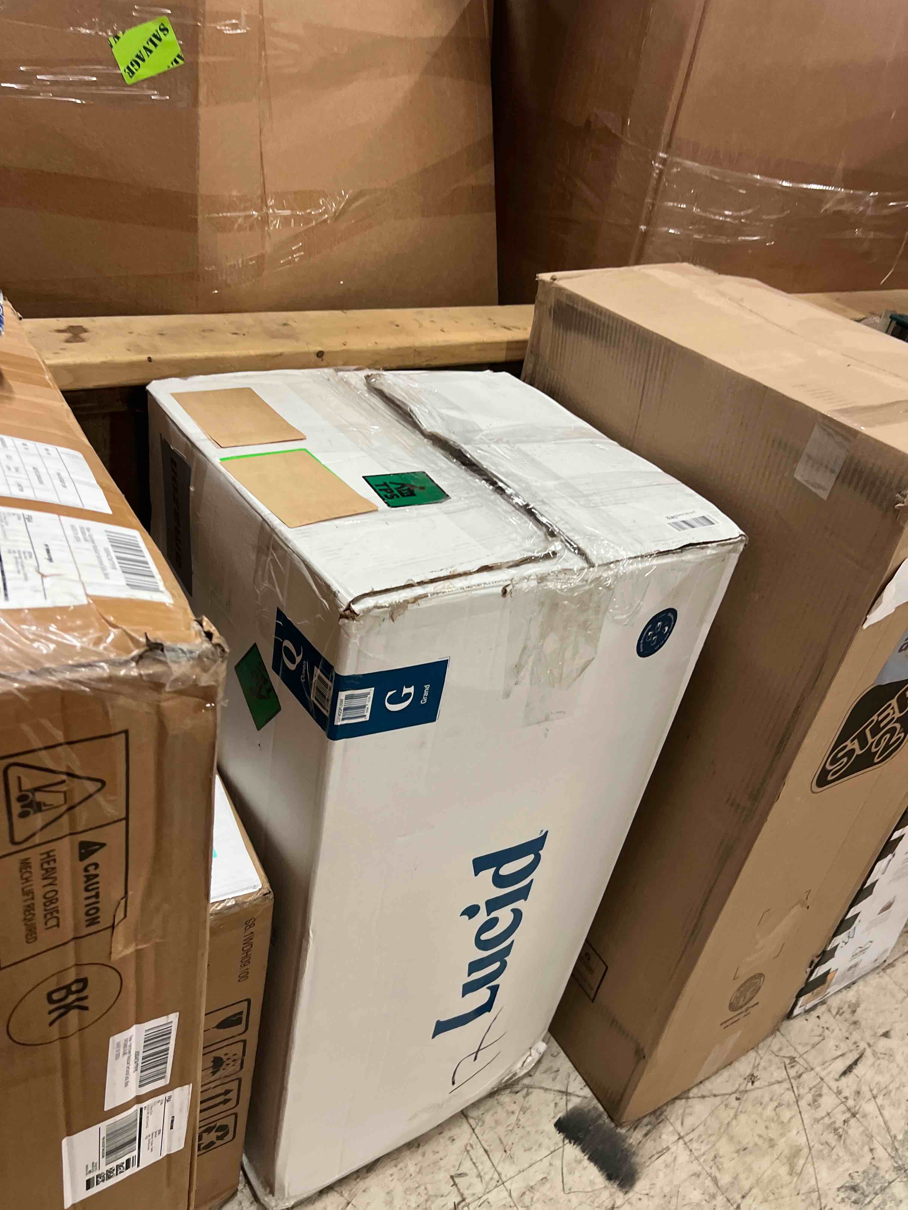 https://s3.amazonaws.com/lotting-images-prod/phillipi/GRA1902754_1758233133876.jpeg
