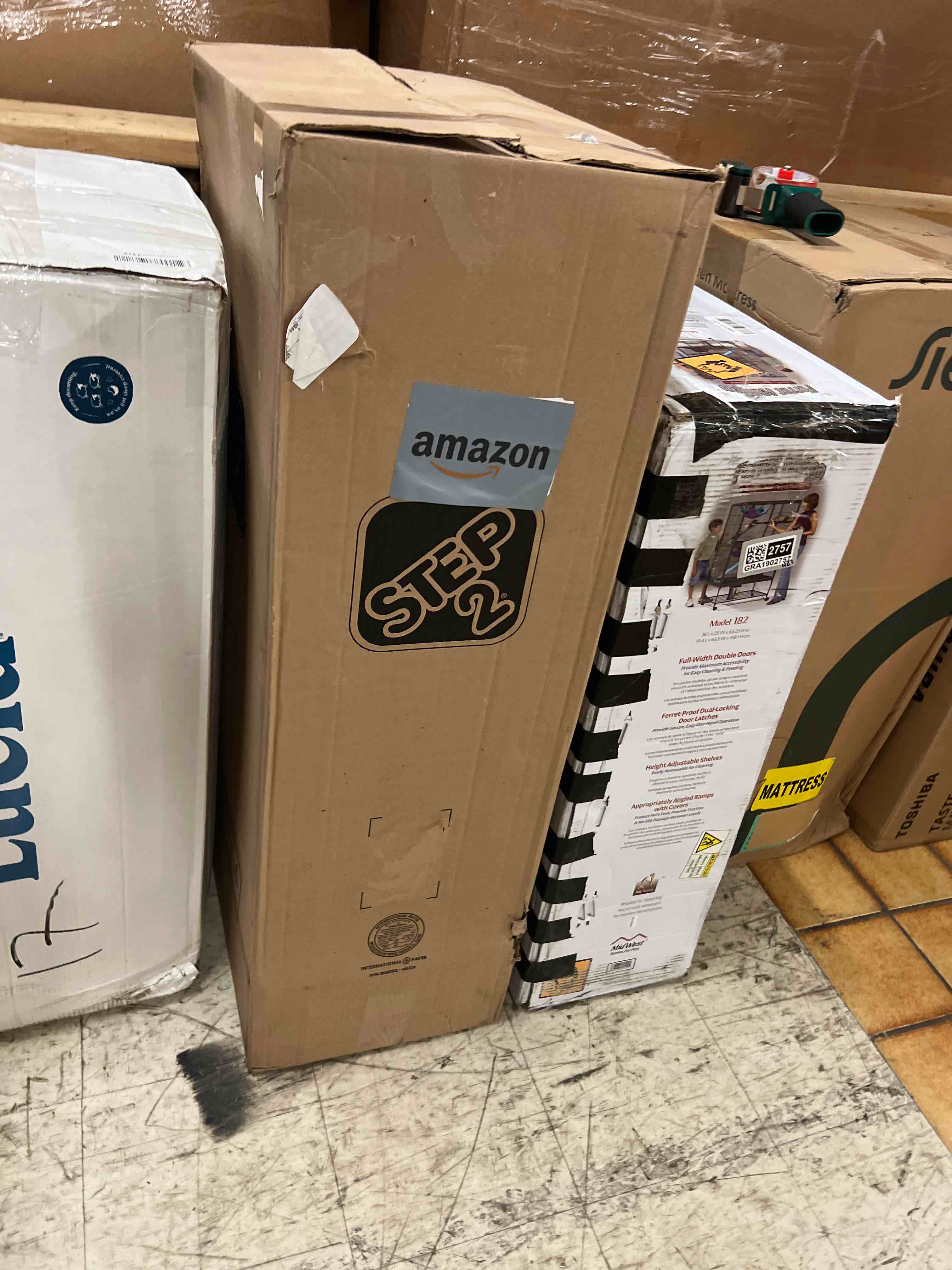 https://s3.amazonaws.com/lotting-images-prod/phillipi/GRA1902755_1758233106170.jpeg