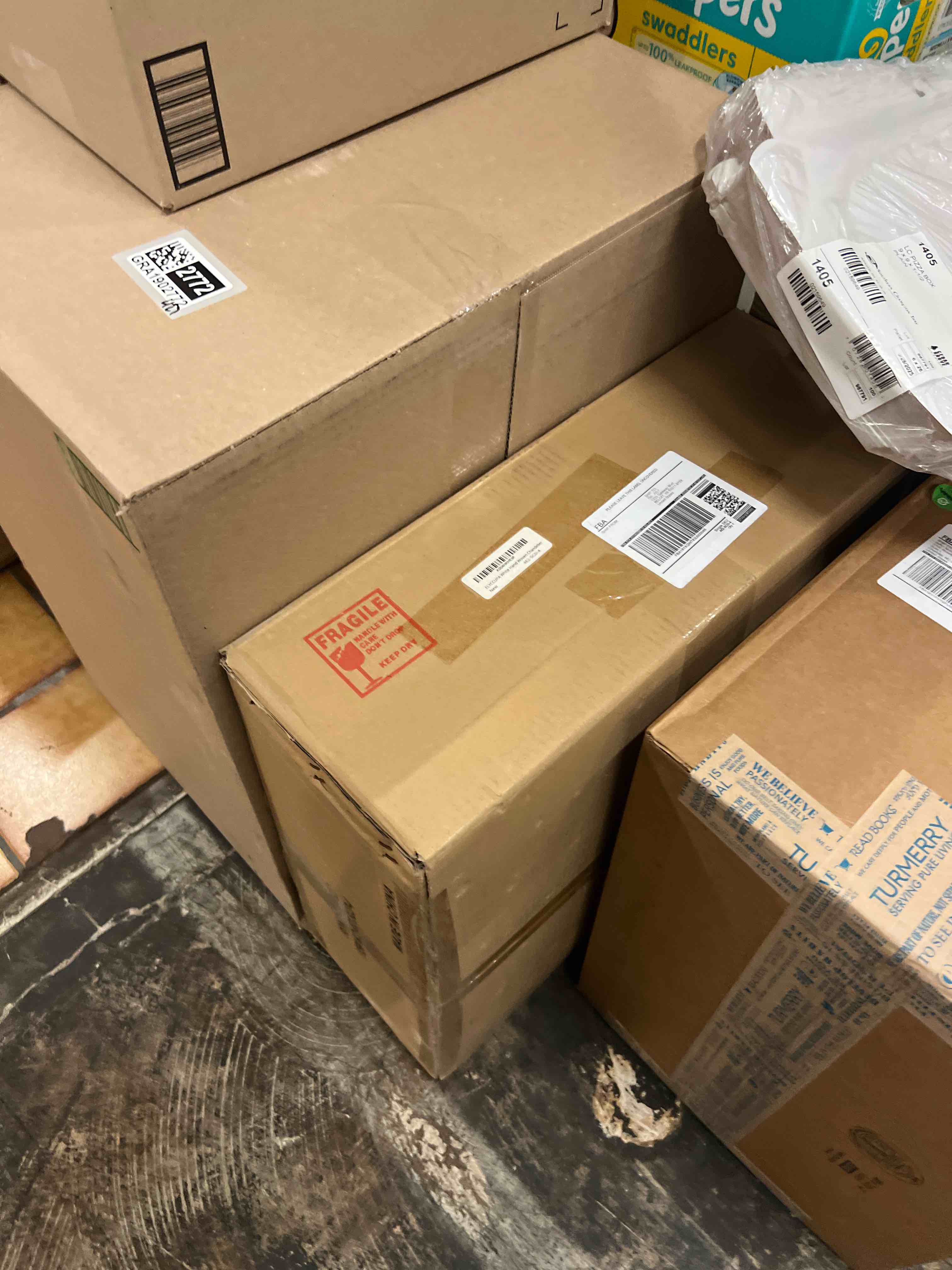 https://s3.amazonaws.com/lotting-images-prod/phillipi/GRA1902770_1758244085093.jpeg