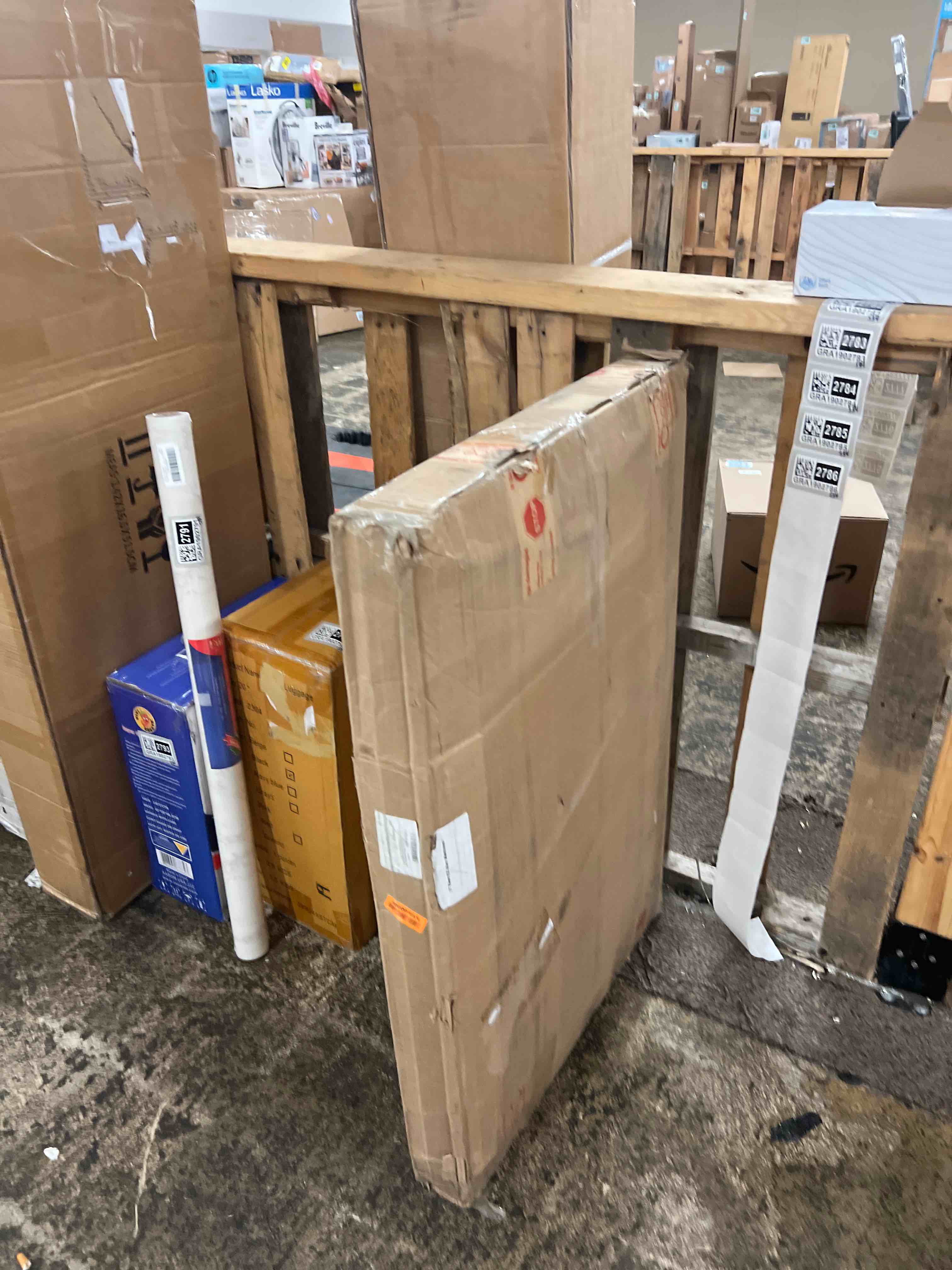 https://s3.amazonaws.com/lotting-images-prod/phillipi/GRA1902787_1759860377455.jpeg