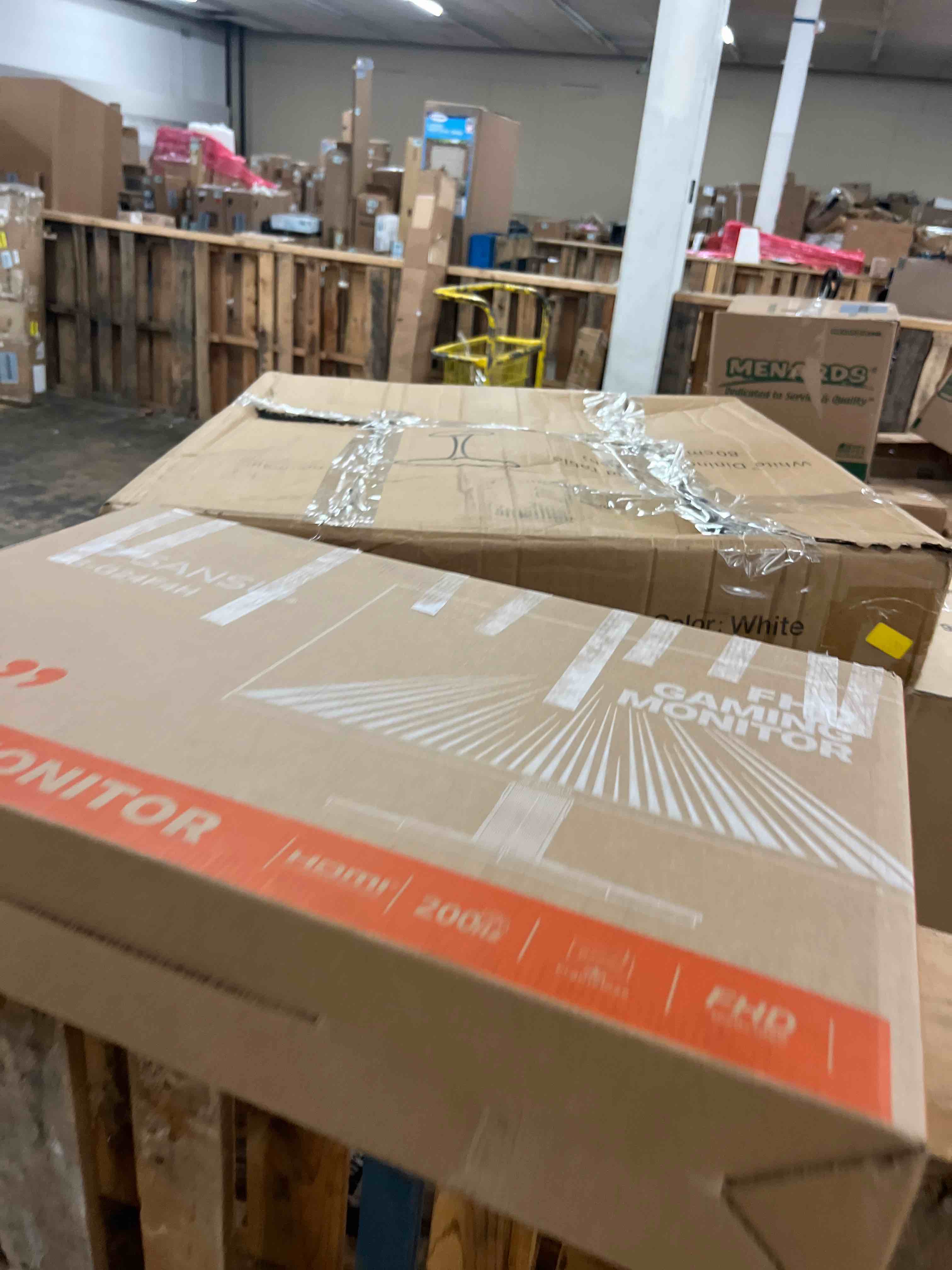 https://s3.amazonaws.com/lotting-images-prod/phillipi/GRA1902789_1759860079484.jpeg