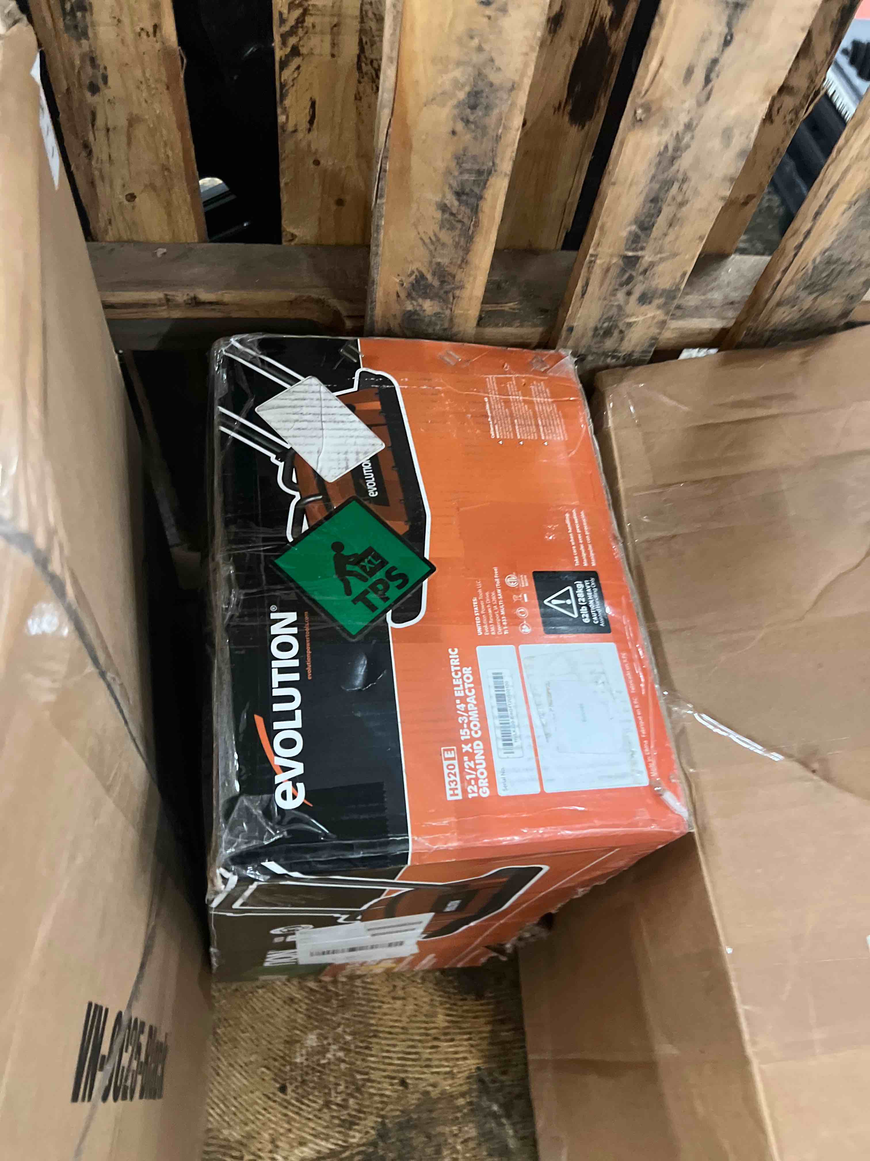 https://s3.amazonaws.com/lotting-images-prod/phillipi/GRA1902816_1759846150459.jpeg