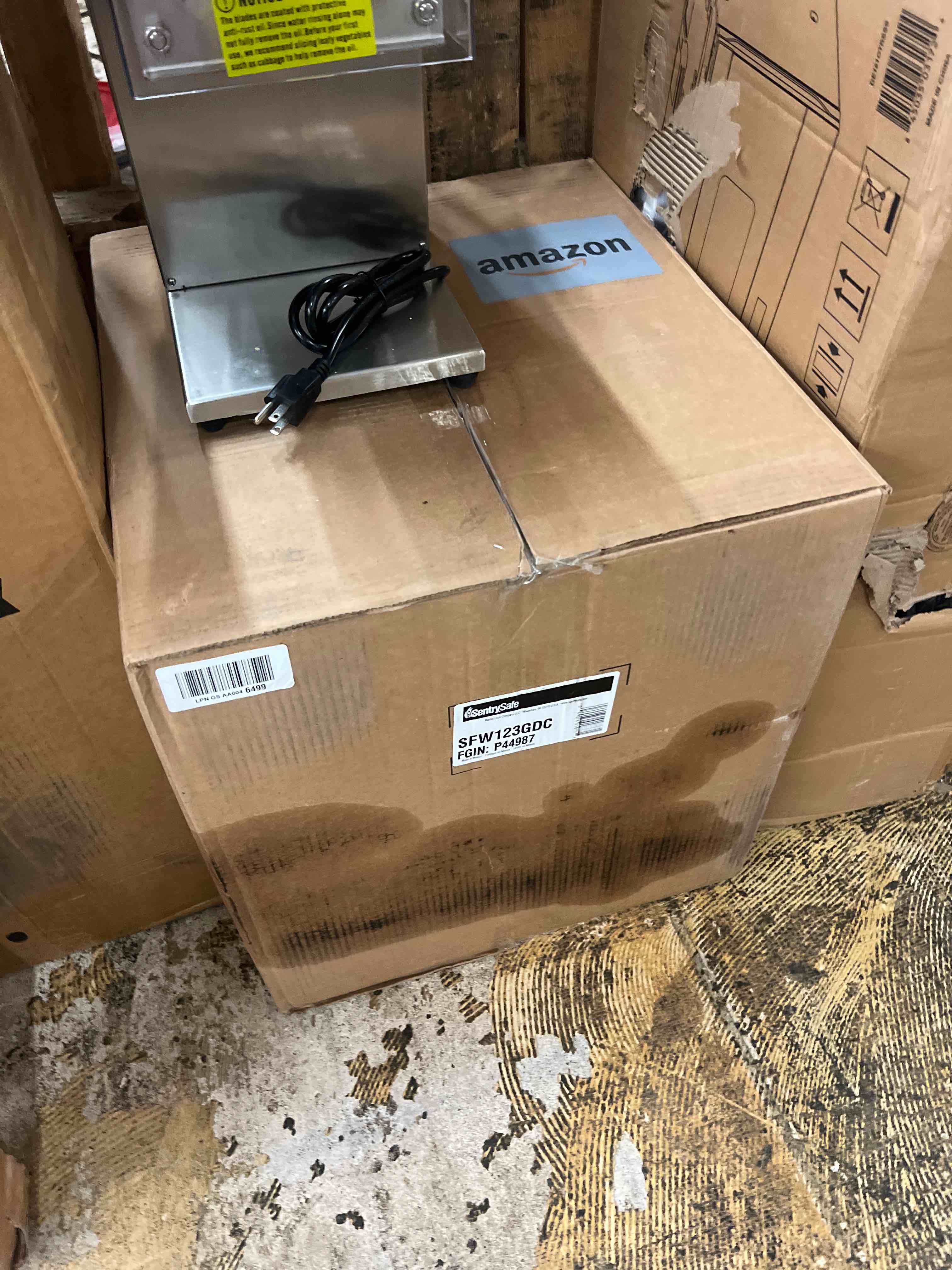 https://s3.amazonaws.com/lotting-images-prod/phillipi/GRA1902822_1759844590965.jpeg