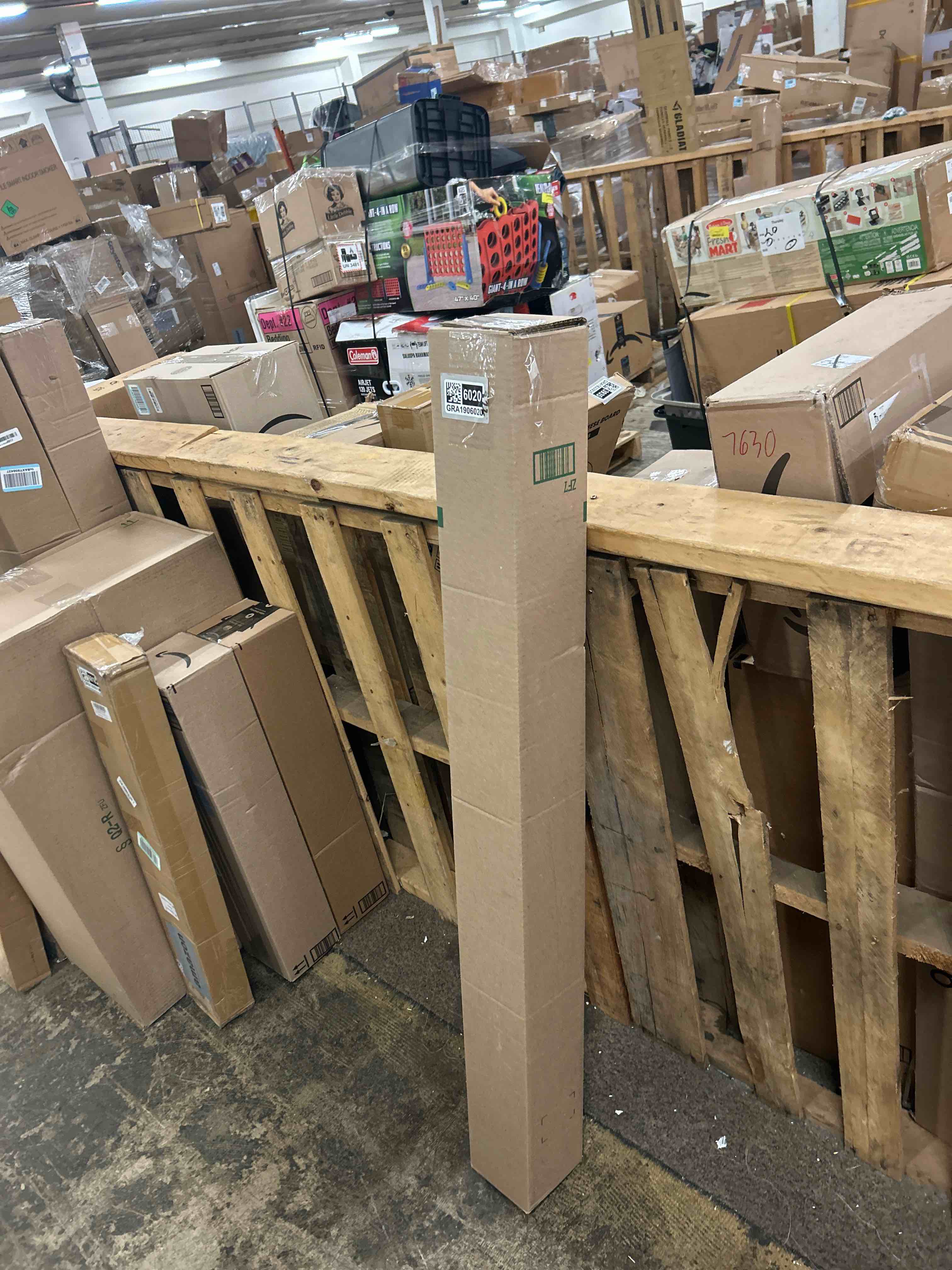 Condition photo showing New/Like New for upgrade retractable baby gates extra wide (71" w x 42" h), 71 inch reinforced retractable dog gate to prevent crawling through, retractable gate outdoor/indoor, real one-handed operation, black