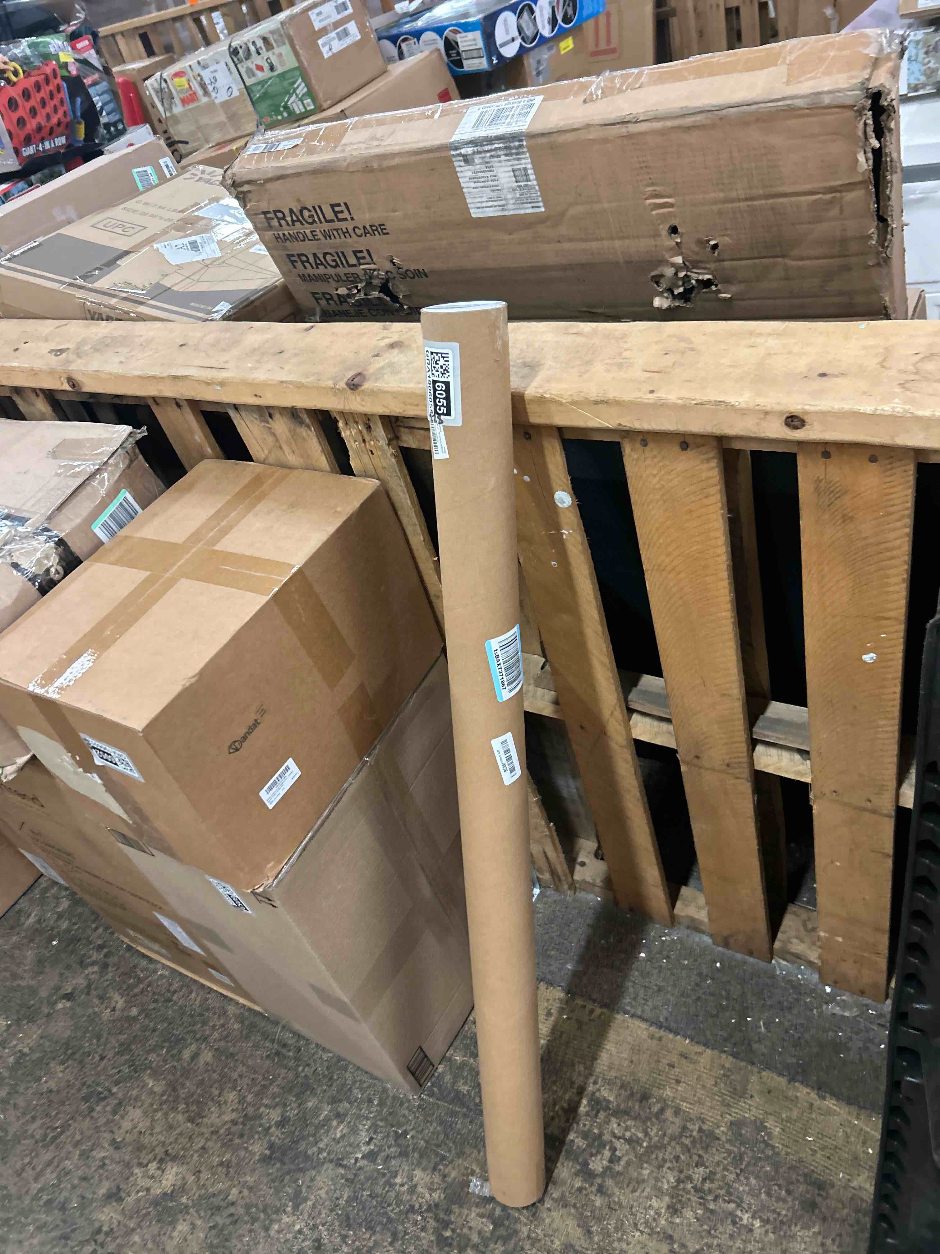 Condition photo showing New/Like New for vivosun t5 grow light bulbs 4 ft 46 inches, 54w 6500k ho fluorescent tubes light bulbs, cool white t5 bulb for 46 inches t5 light fixtures, t5 grow lights for indoor plants, 4 ft 54w pack of 5
