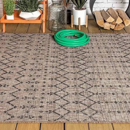 jonathan y moroccan geometric indoor outdoor area rug 8x10 natural/black, ourika textured weave for backyard, patio, porch, easy-cleaning, high traffic, pet-friendly, non-shedding (smb108d-8)