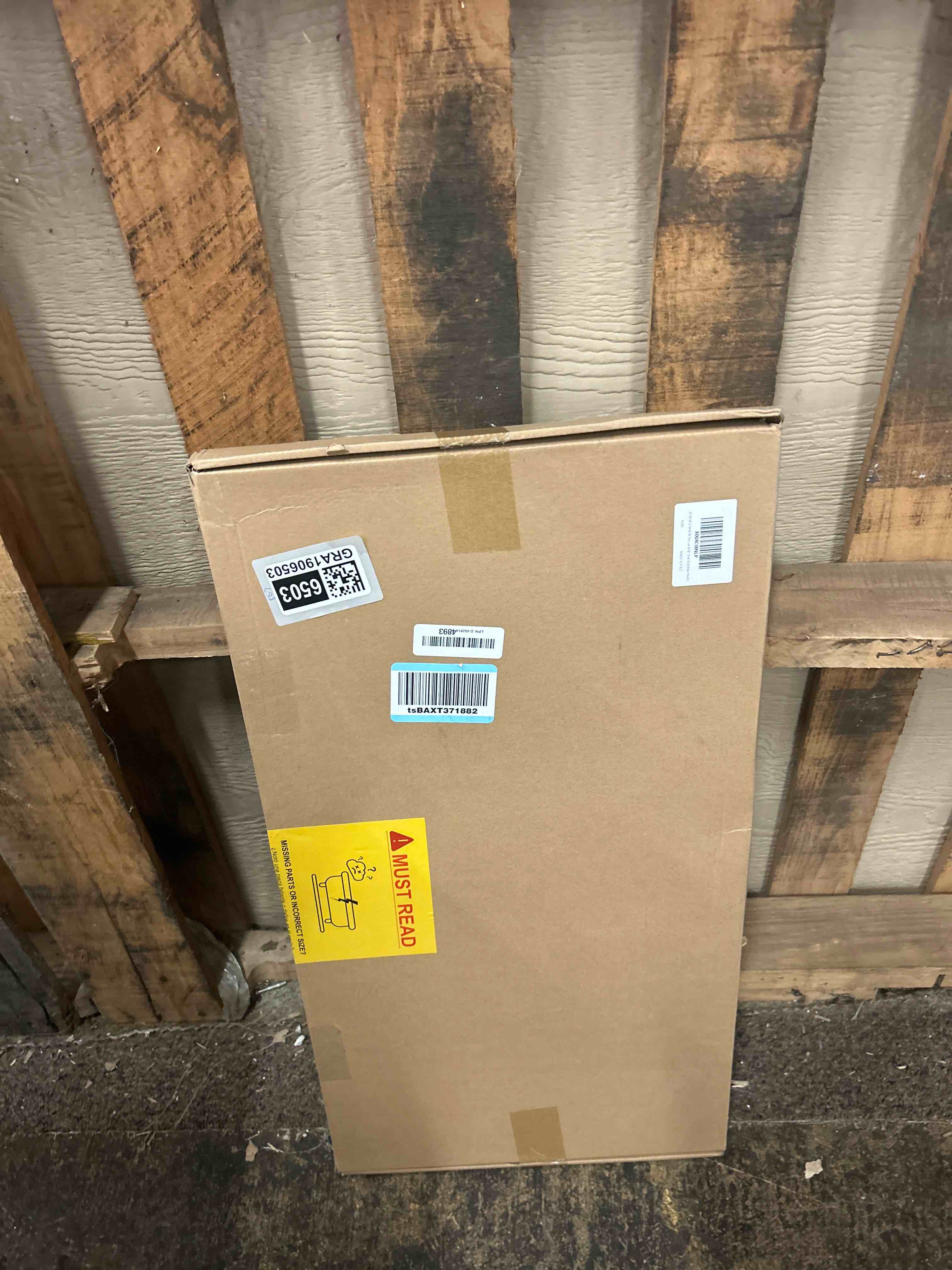 Condition photo showing New/Like New for 27-9/16" x 14-9/16" sink protector, rear drain with corner radius 3/16", sink grid - rear drain for single bowl kitchen sinks