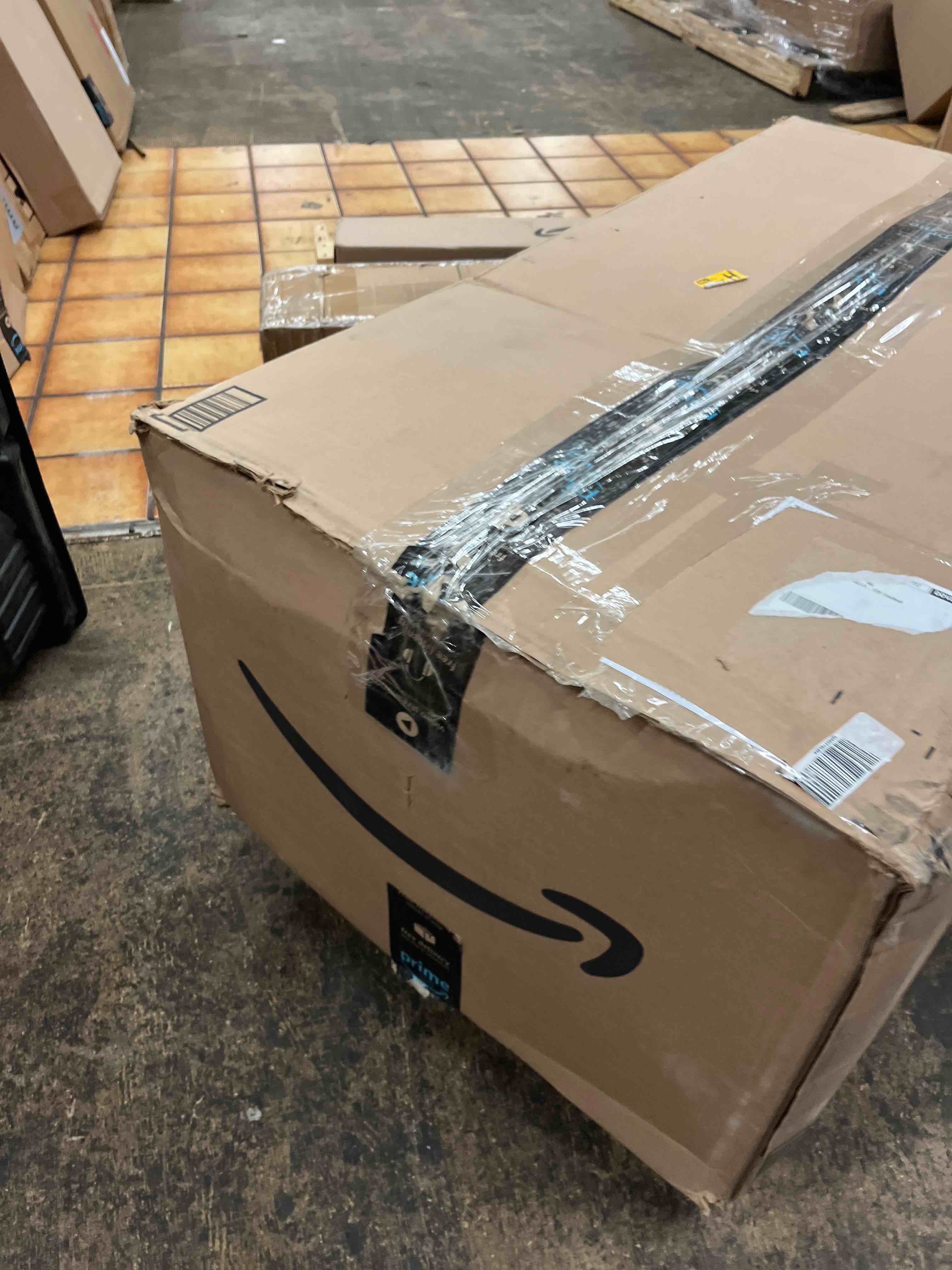 https://s3.amazonaws.com/lotting-images-prod/phillipi/GRA1906518_1779296863400.jpeg