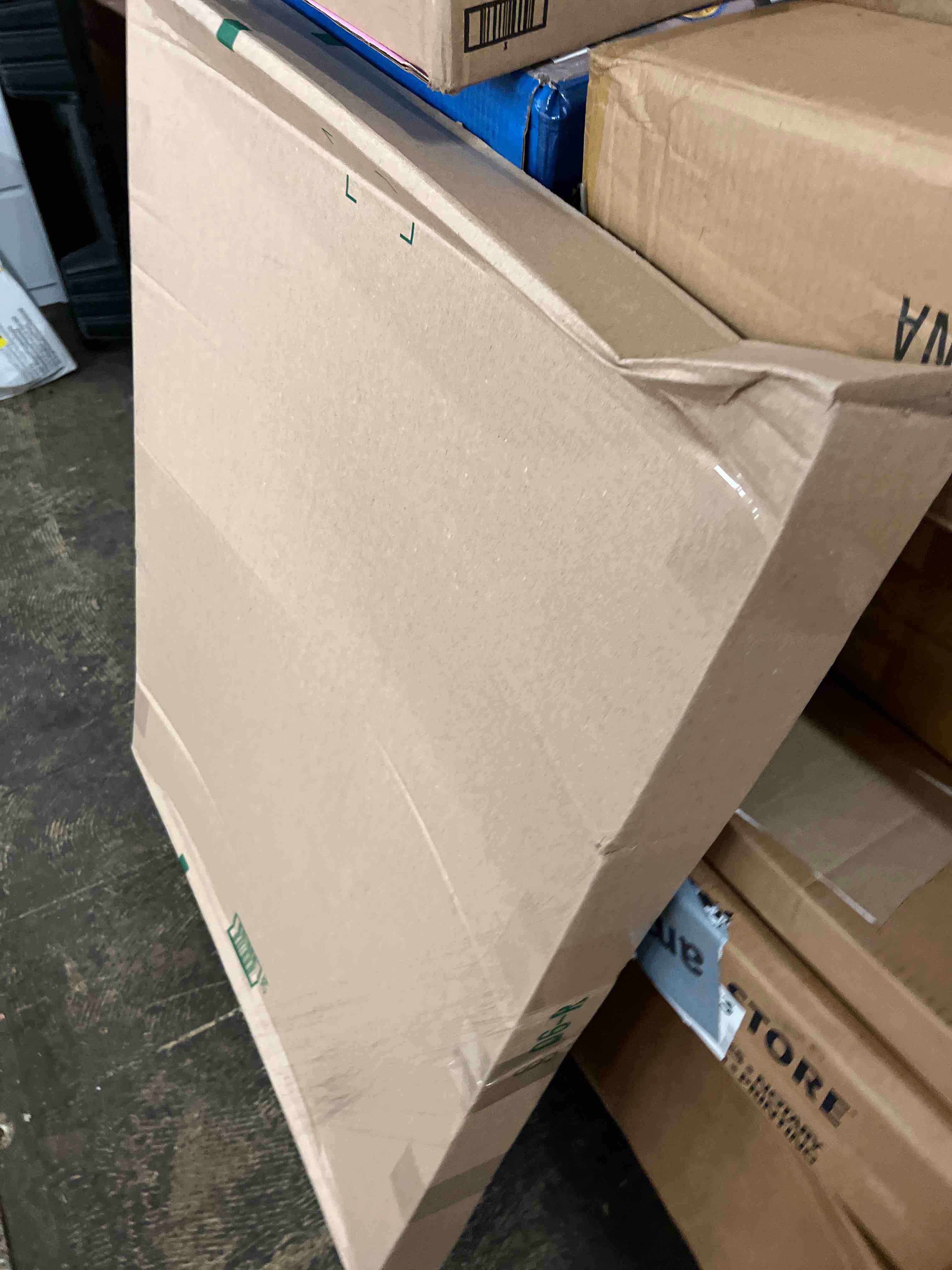 https://s3.amazonaws.com/lotting-images-prod/phillipi/GRA1906801_1779384126676.jpeg