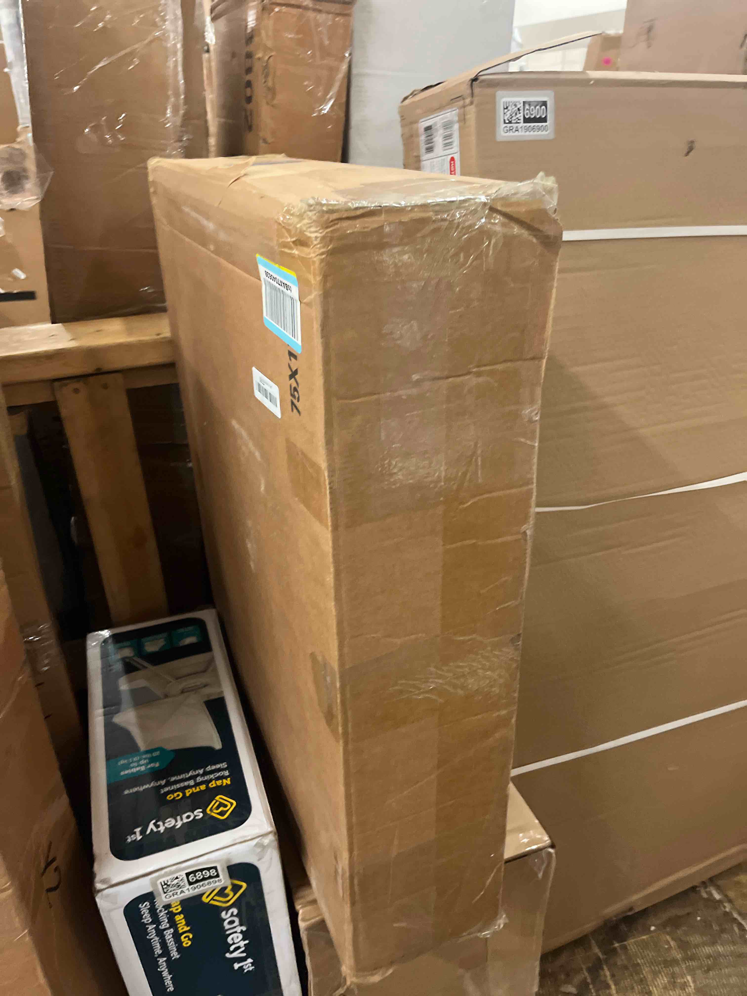 https://s3.amazonaws.com/lotting-images-prod/phillipi/GRA1906901_1779450837232.jpeg