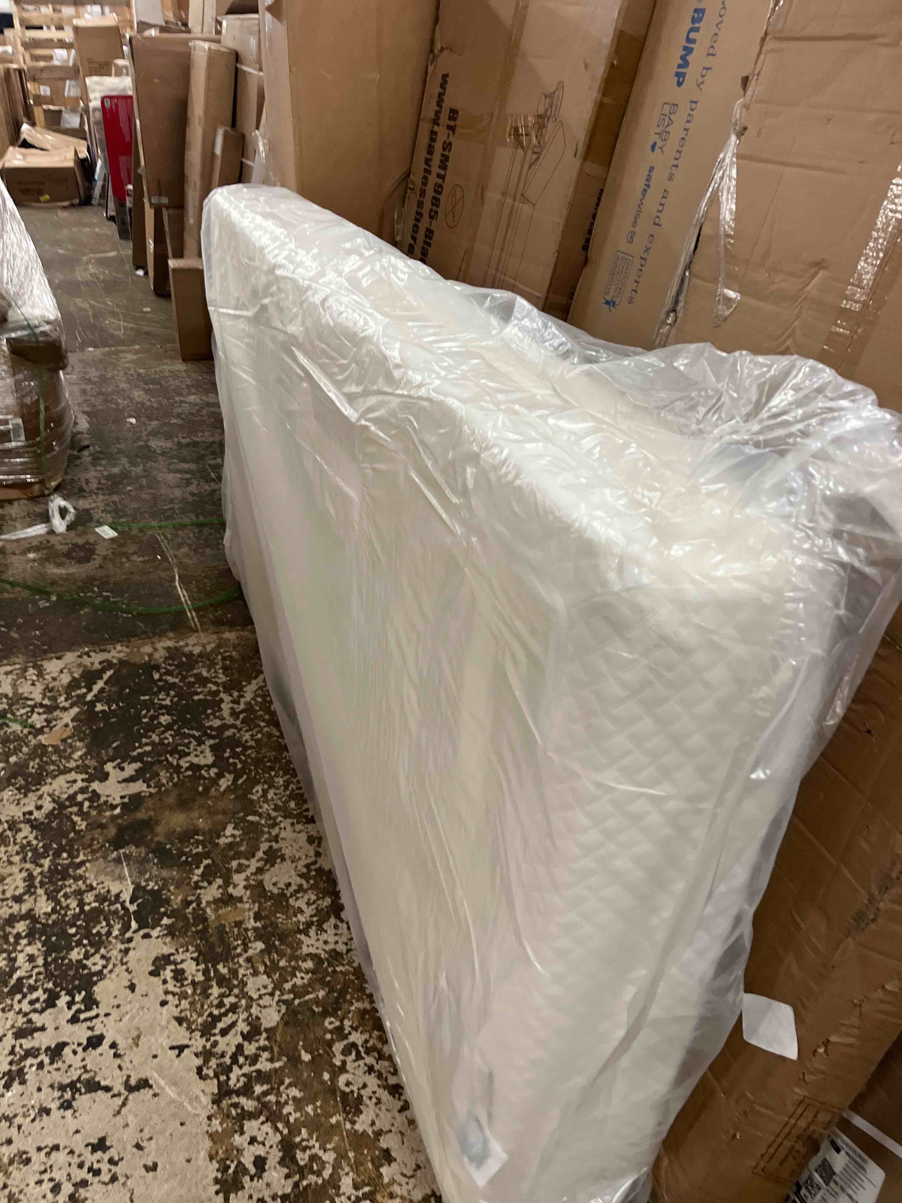 https://s3.amazonaws.com/lotting-images-prod/phillipi/GRA1906932_1779457672920.jpeg
