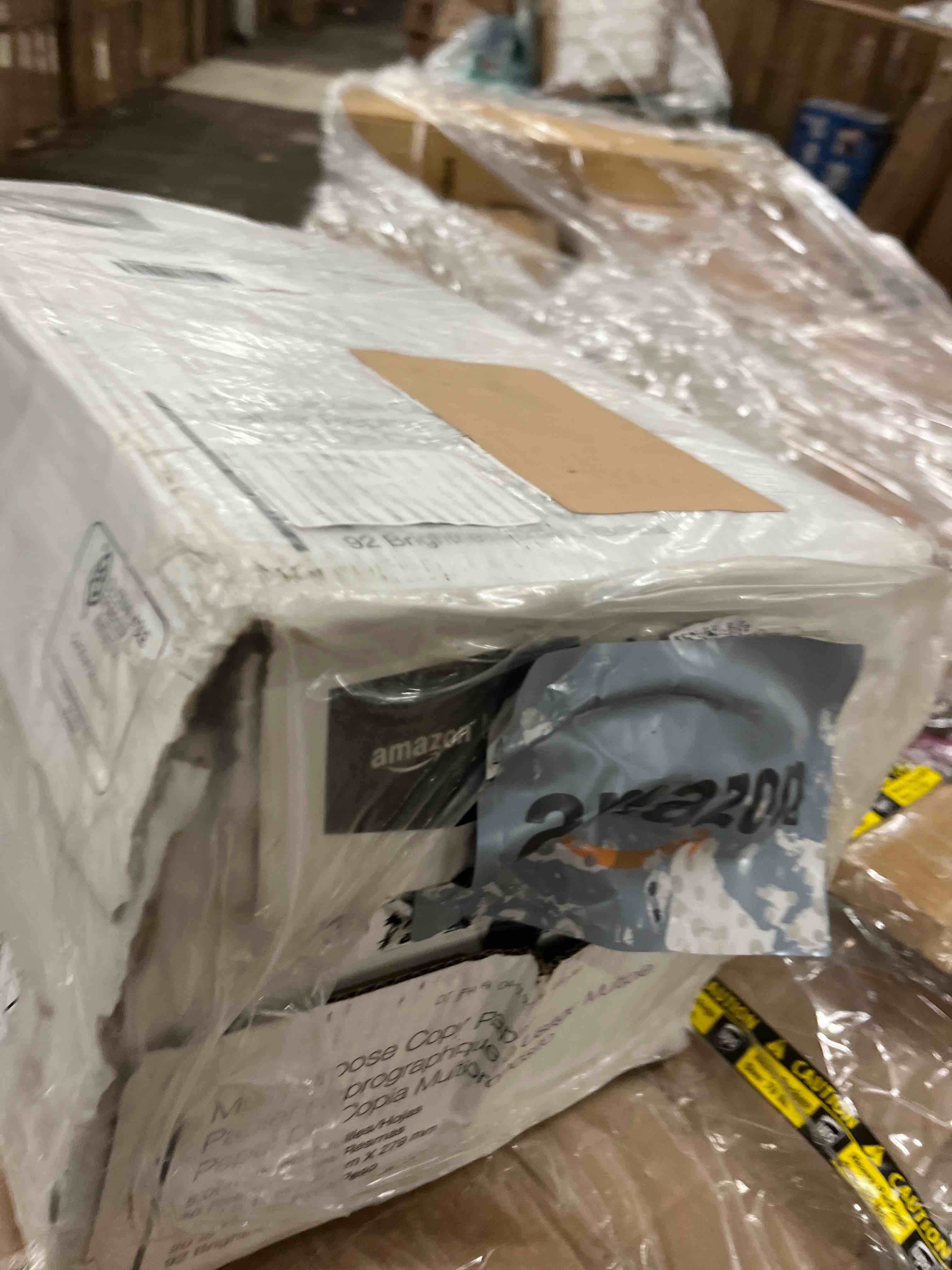 Condition photo showing New/Like New for amazon basics multipurpose copy printer paper, 20 lb, 8.5 x 11 inches, 10 reams (5,000 sheets), 92 bright white