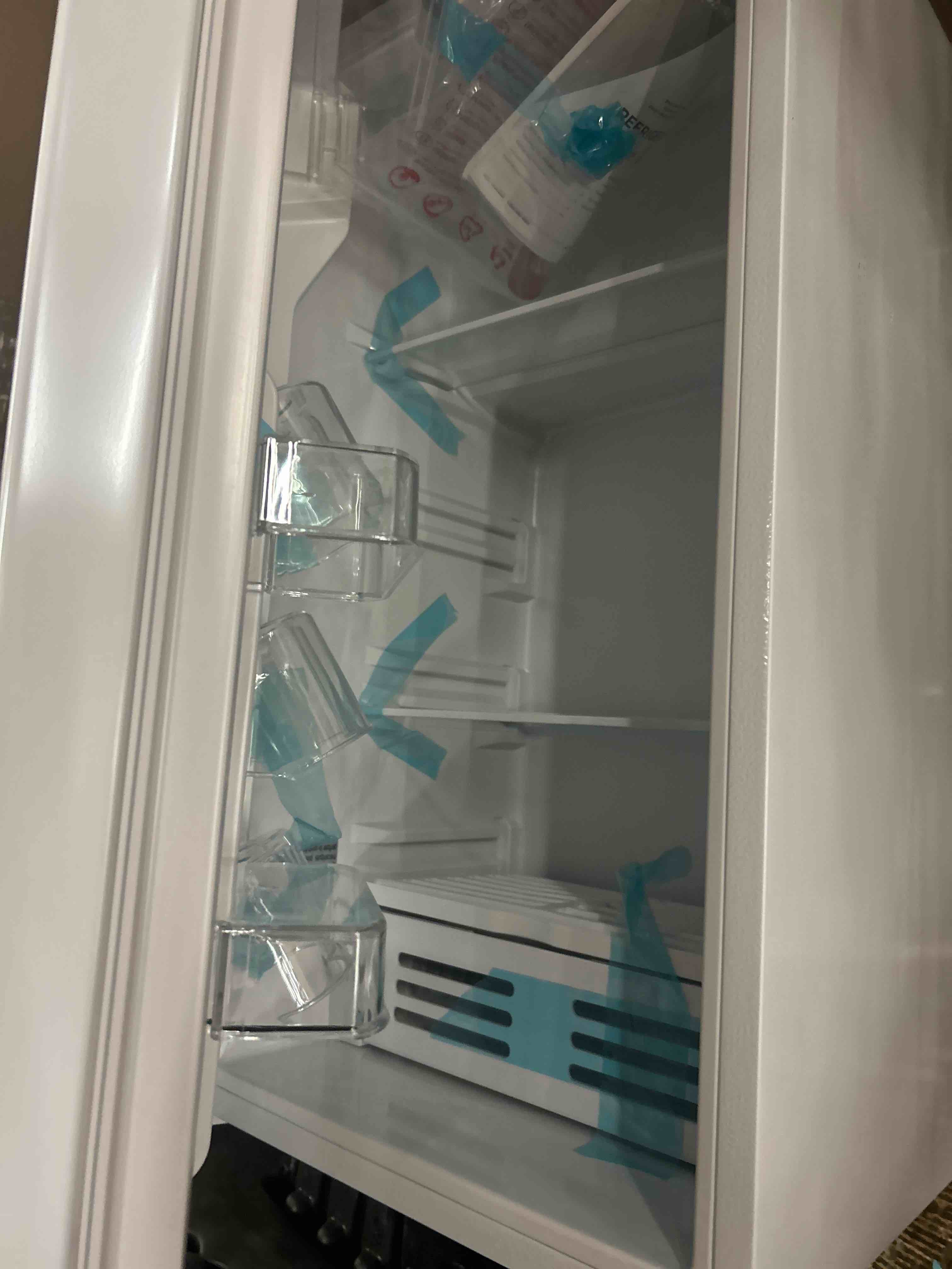 Condition photo showing Good Condition for frigidaire efr331-white 3.2 cu ft eraser board mini compact dorm fridge (white)