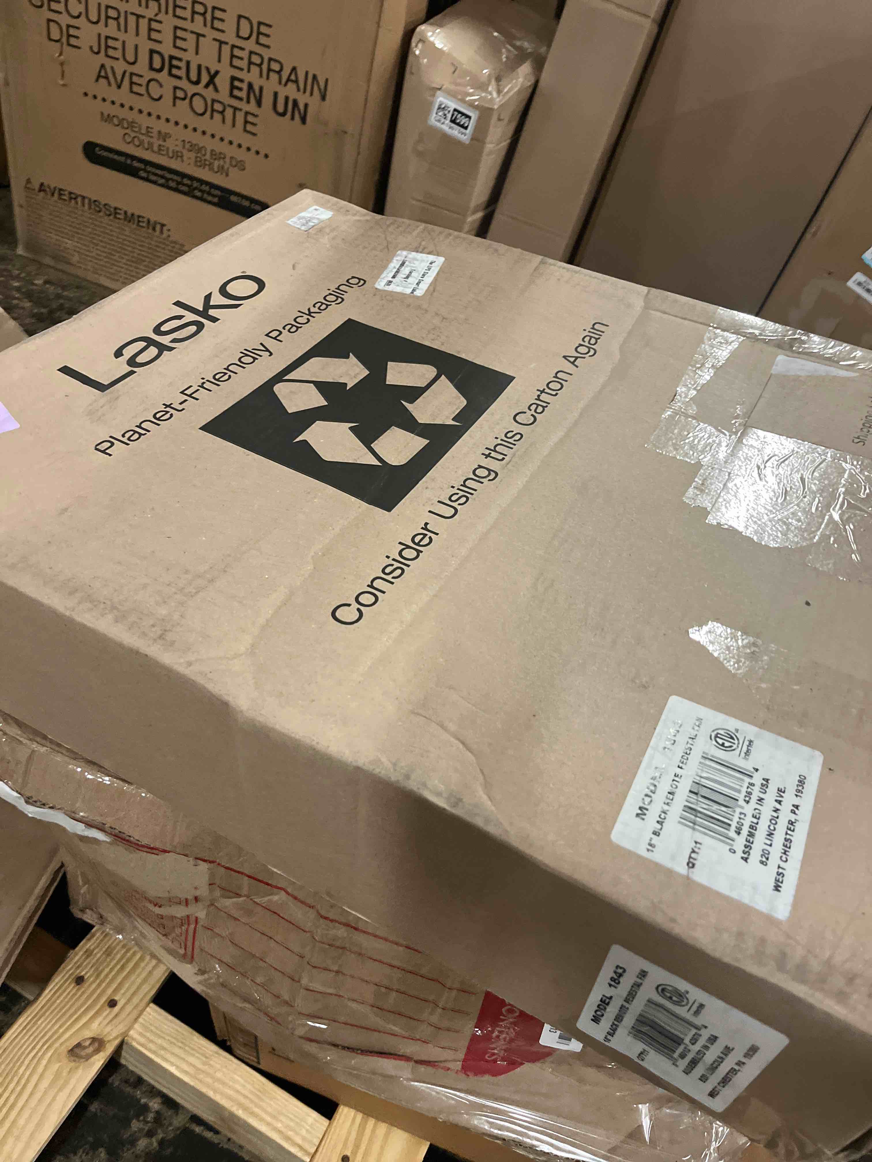 Condition photo showing New/Like New for lasko 18  3-speed oscillating cyclone pedestal fan with remote and timer  1843  black
