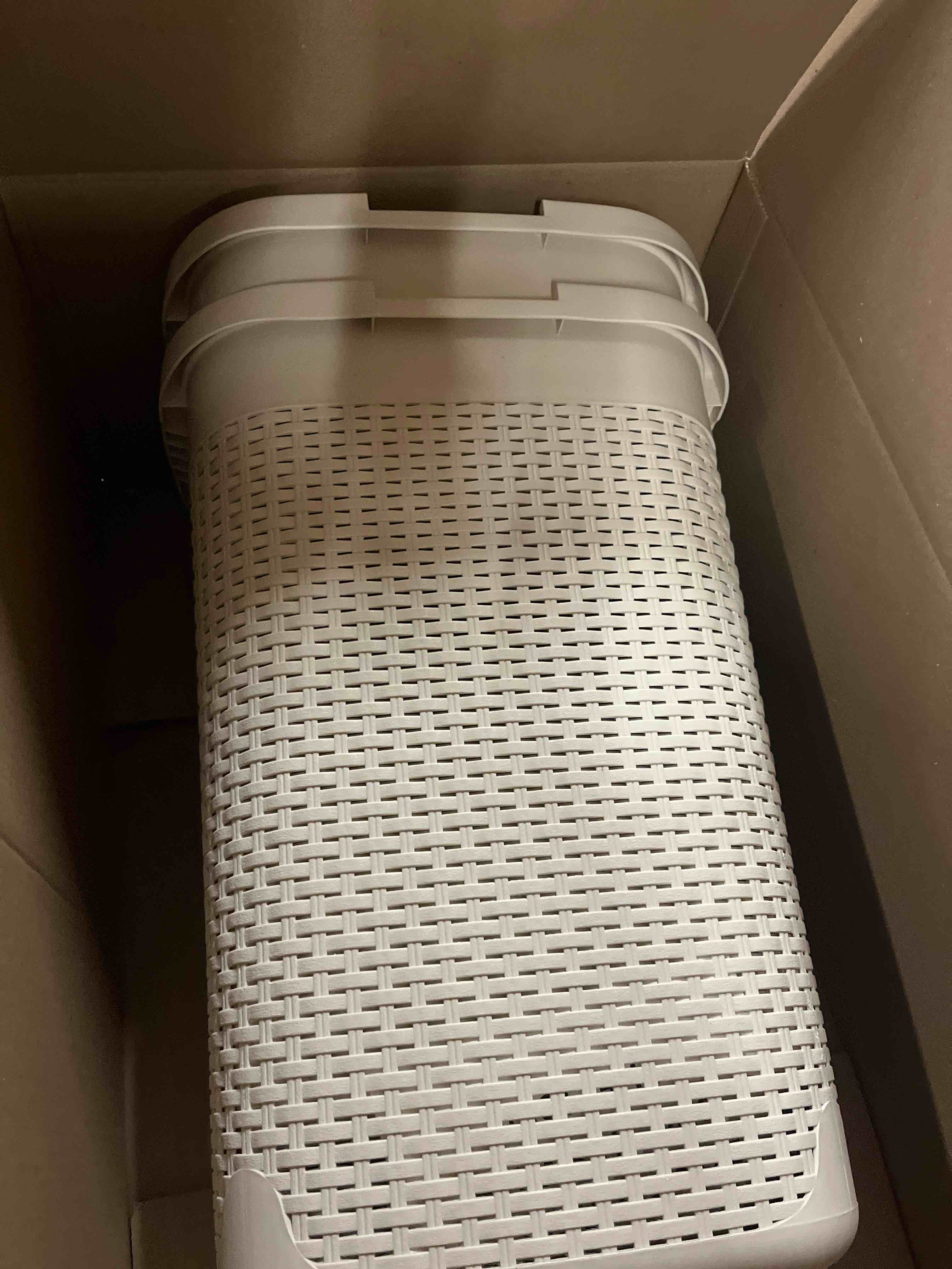 Condition photo showing Good Condition for mind reader 60l slim laundry hamper, clothes basket, lid, wicker design, plastic, 17.65"l x 13.75"w x 24.15"h, set of 2, ivory