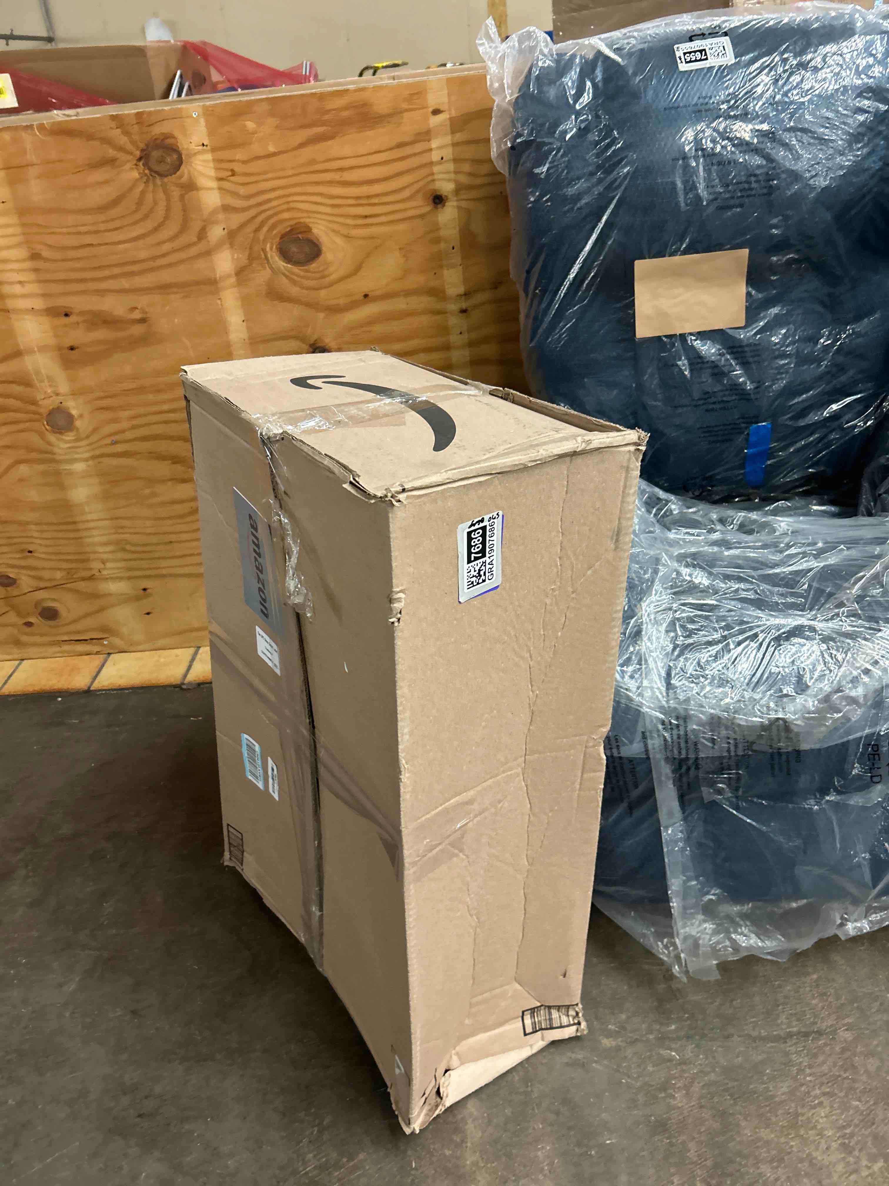 Condition photo showing New/Like New for yashine non inflatable truck bed air mattress for large truck, car travel camping back seat extender for f150/ram 1500/silverado/ranger/gmc/tundra/tacoma