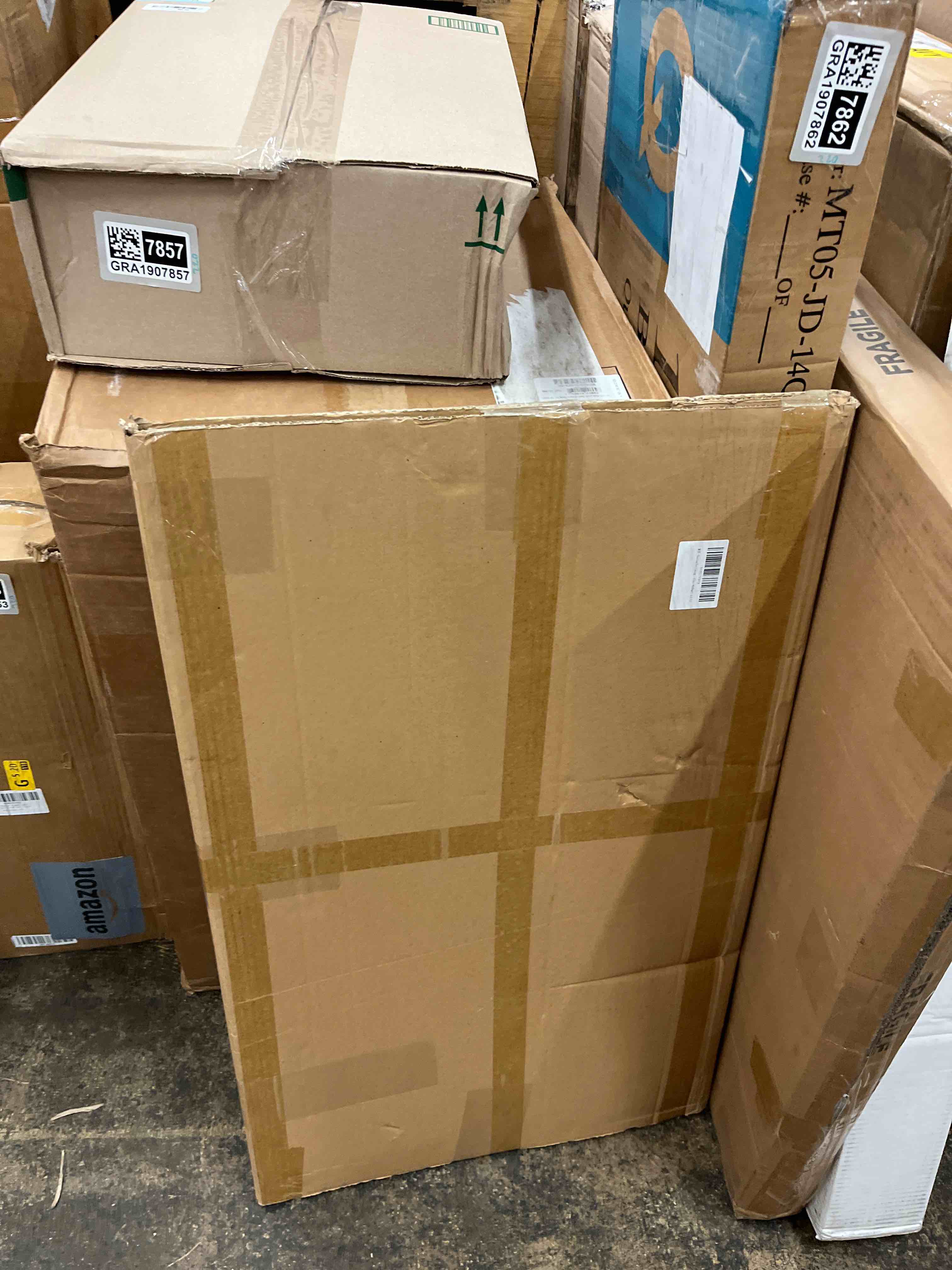 Condition photo showing New/Like New for stainless steel cutting boards for kitchen,baking board,pastry board,kneading panel - suitable for cutting vegetables, fruits, meat,bread - easy to clean and store (80x50cm/31.5x19.7in)