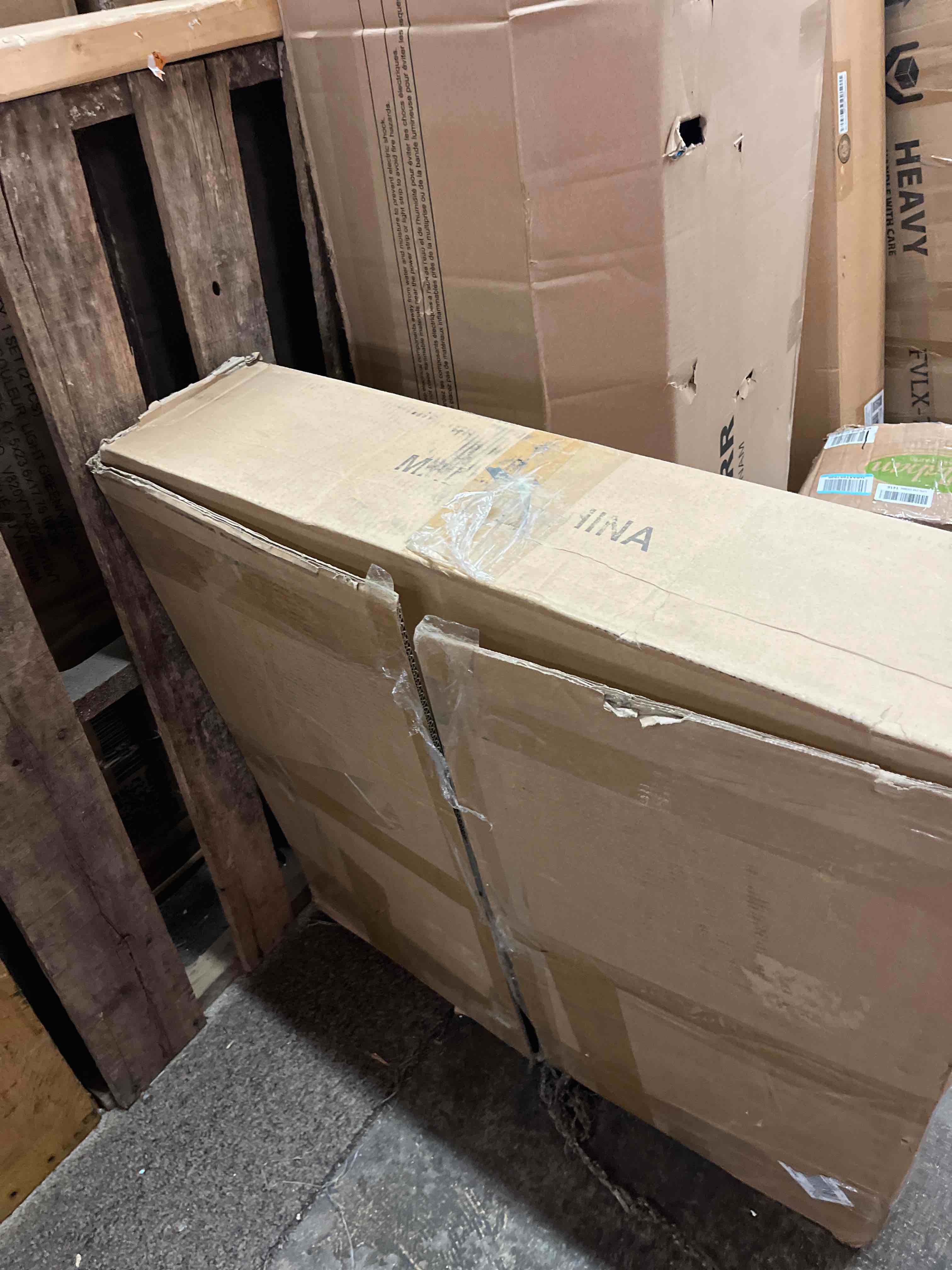 https://s3.amazonaws.com/lotting-images-prod/phillipi/GRA1908026_1781798586945.jpeg