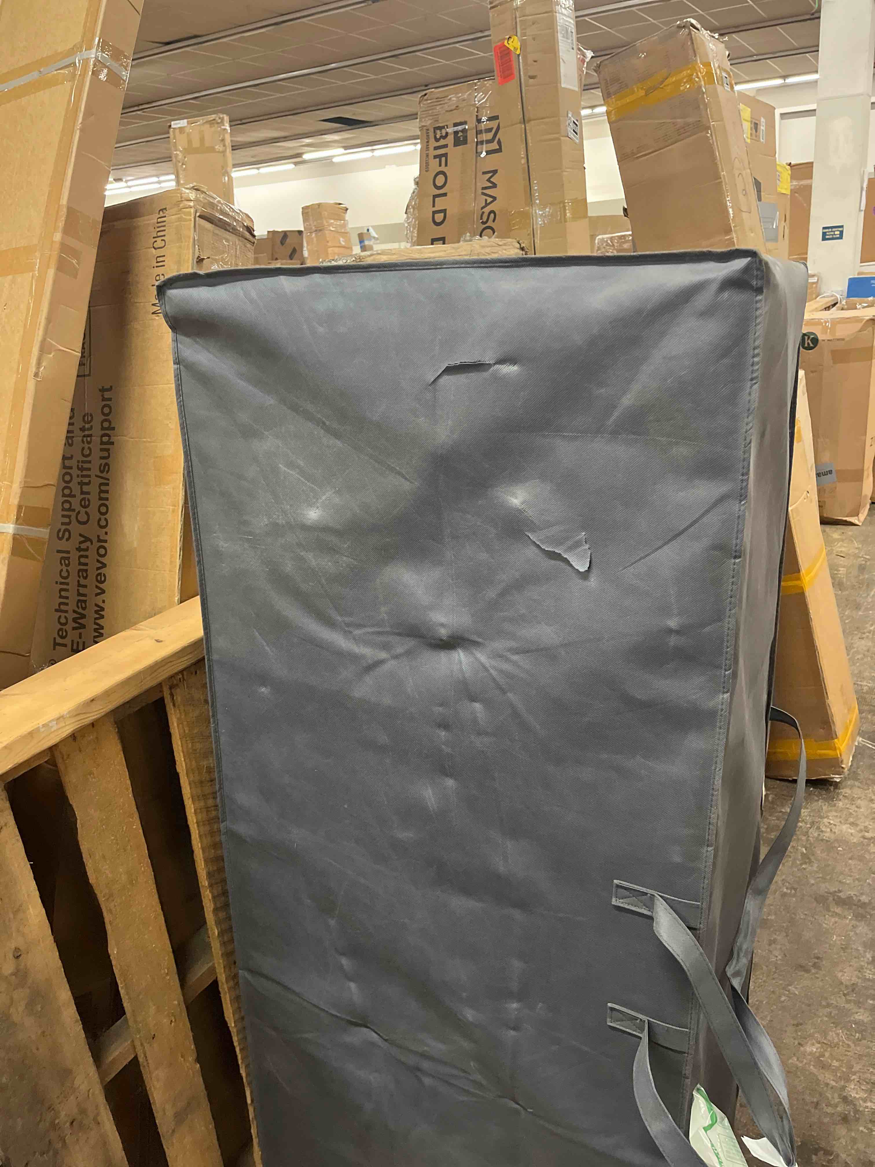 Condition photo showing New/Like New for odorless foldable mattress king size 80" x 76" x 6", 6 inch medium firm folding foam mattress with storage bag, fiberglass free trifold memory foam mattress for rv, guest bed
