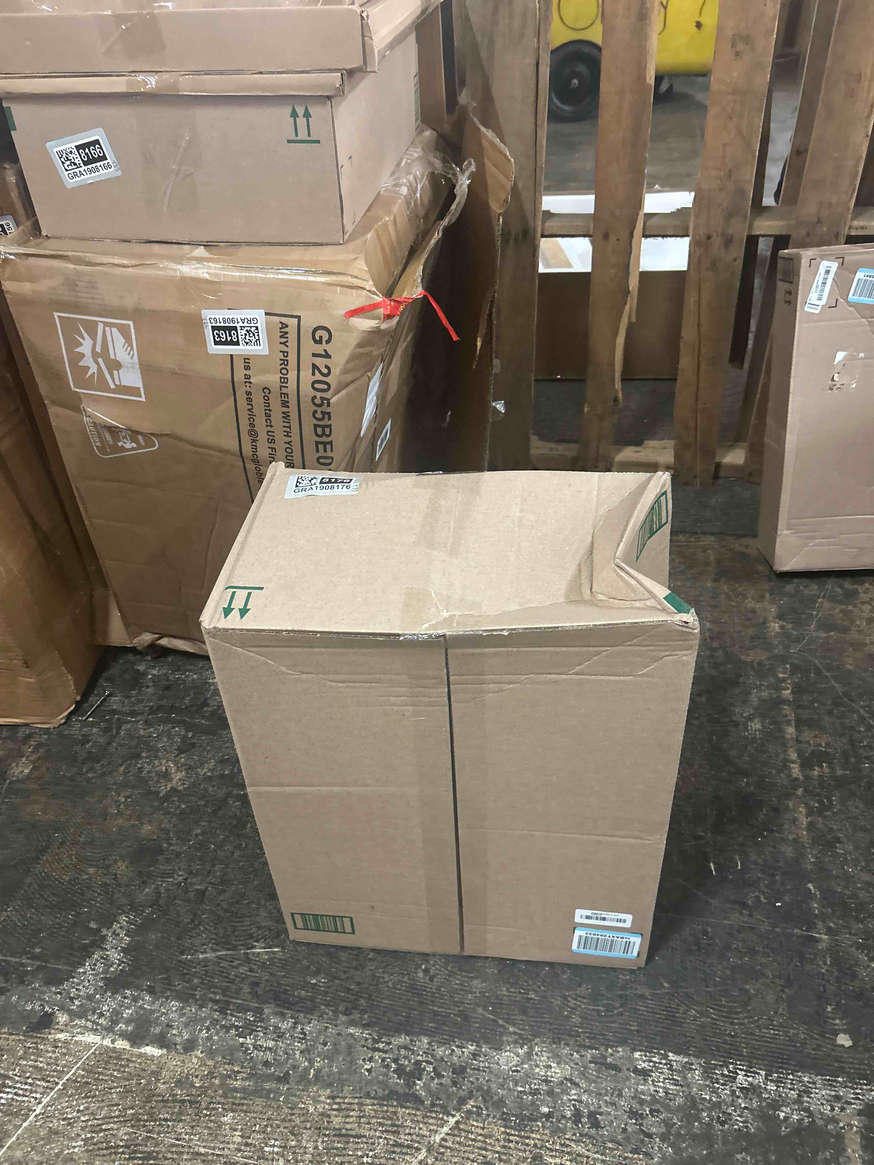 Condition photo showing New/Like New for blue green screen backdrop double sided collapsible greenscreen backdrop with carrying bag,portable pop up green screen background for streaming webcam 39.4 * 59.1"