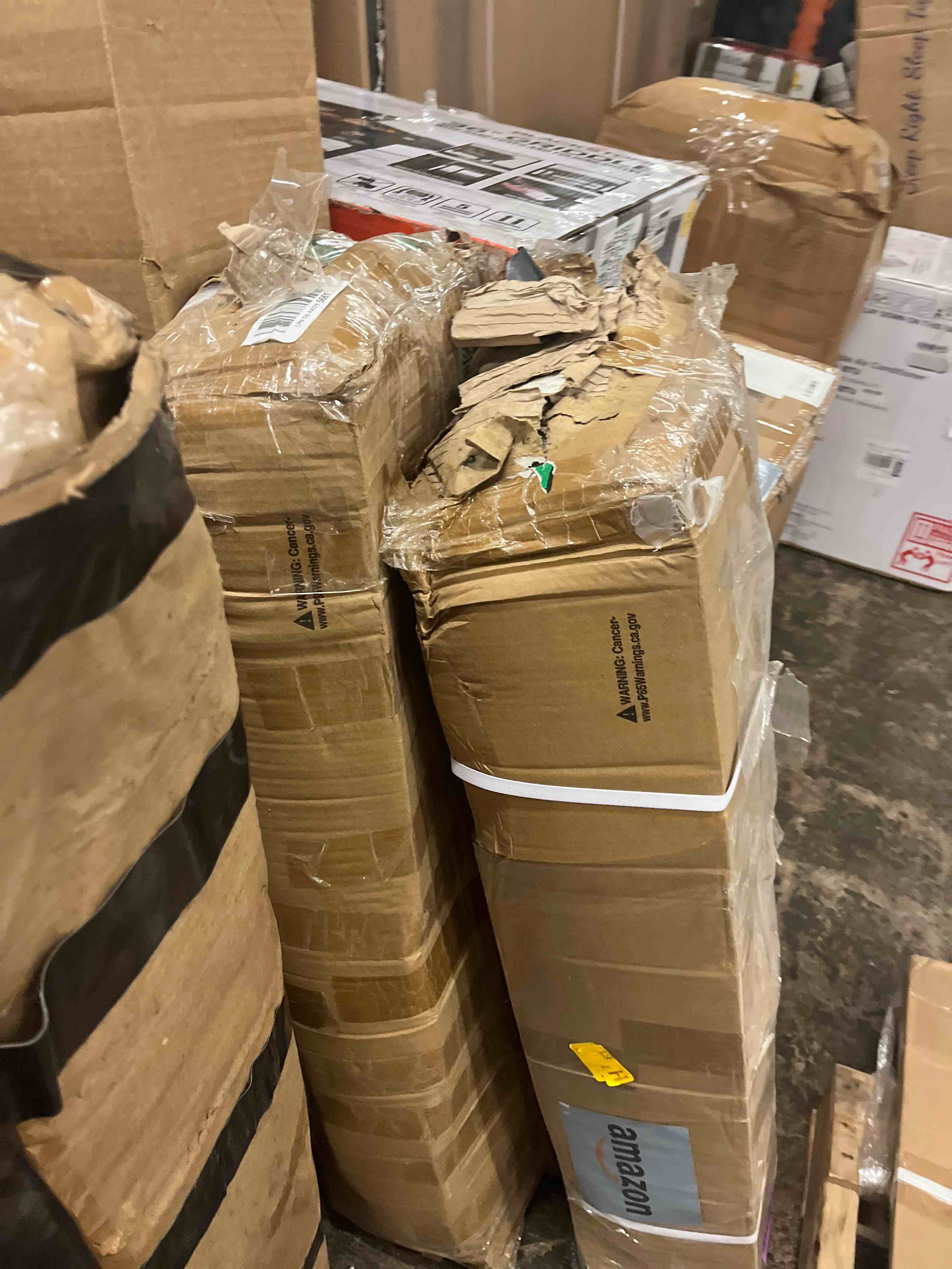 Condition photo showing New/Like New for gtongoko 10 pack 3ft heavy duty metal fence posts, green u channel no dig fence stakes with anchor plate, steel posts for wire fencing, garden protection, animal barrier, yard & farm boundary