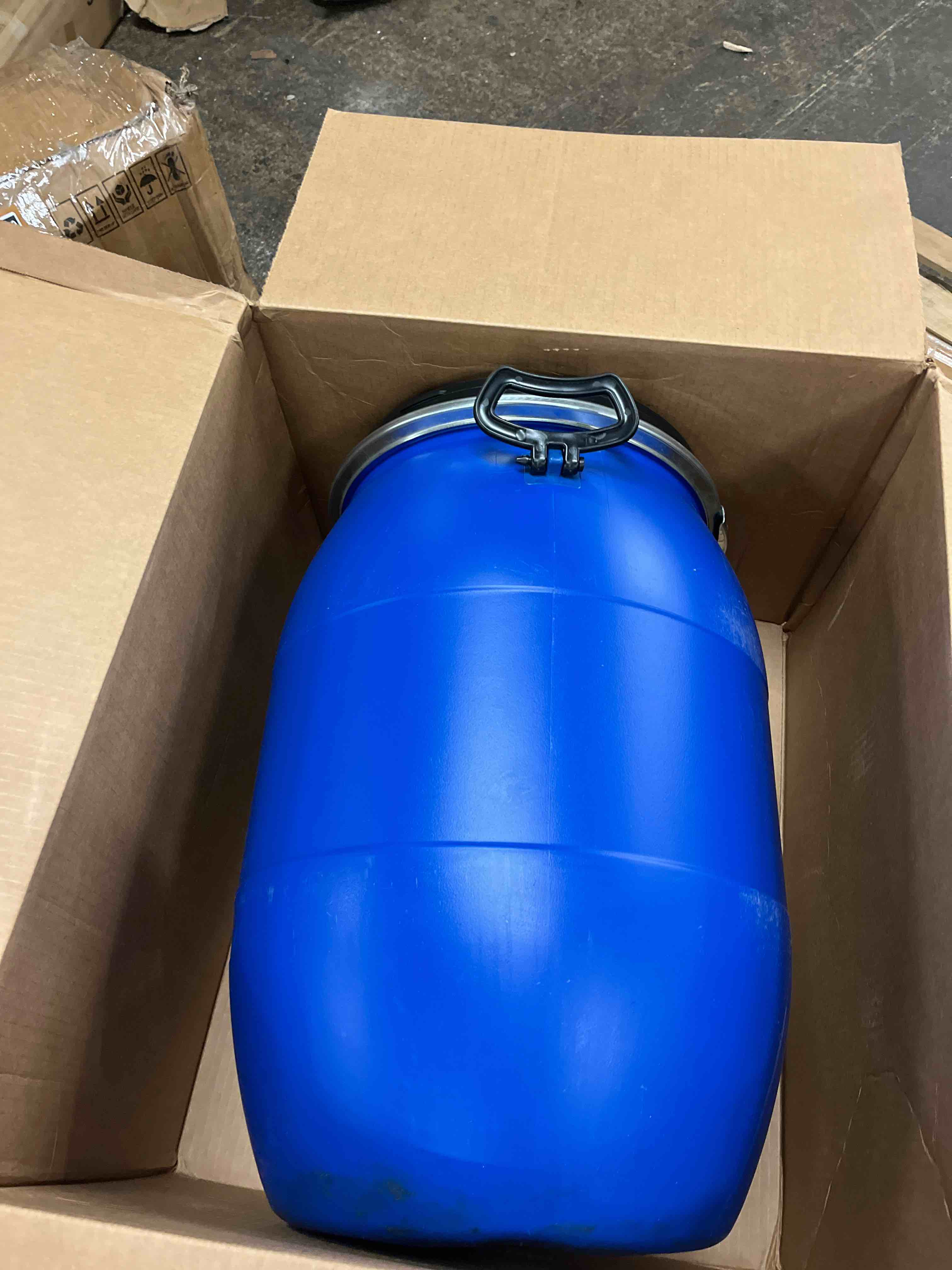 Condition photo showing New/Like New for plastic drum, plastic barrel with lid, food grade barrel, for shipping air tight industrial storage container