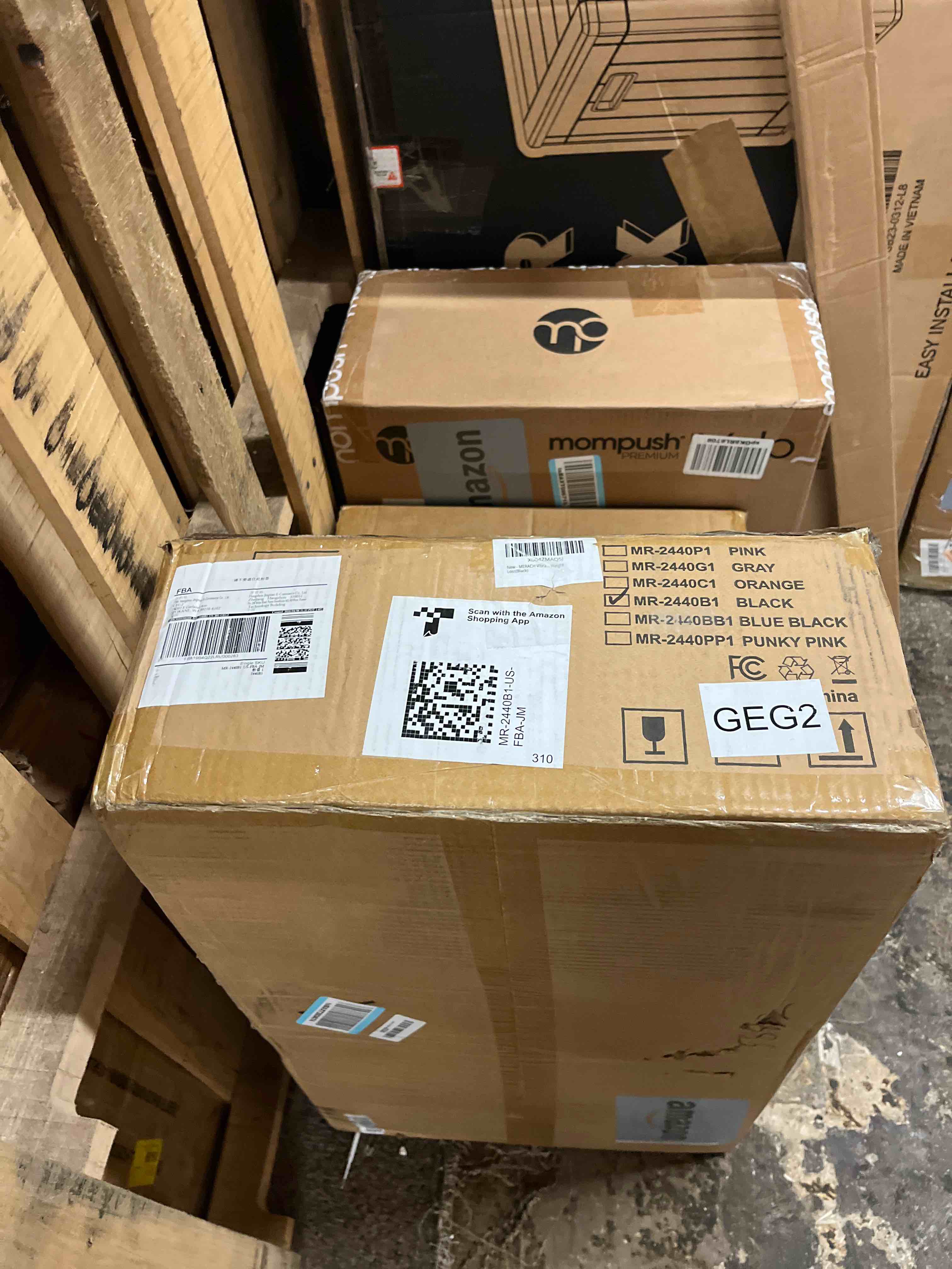 Condition photo showing New/Like New for merach cv40 curved vibration plate exercise machine with 440lbs capacity | 200w powerful motor, 13mm amplitude, shake plate for lymphatic drainage, bluetooth, silicone pedal, resistance band, home gym