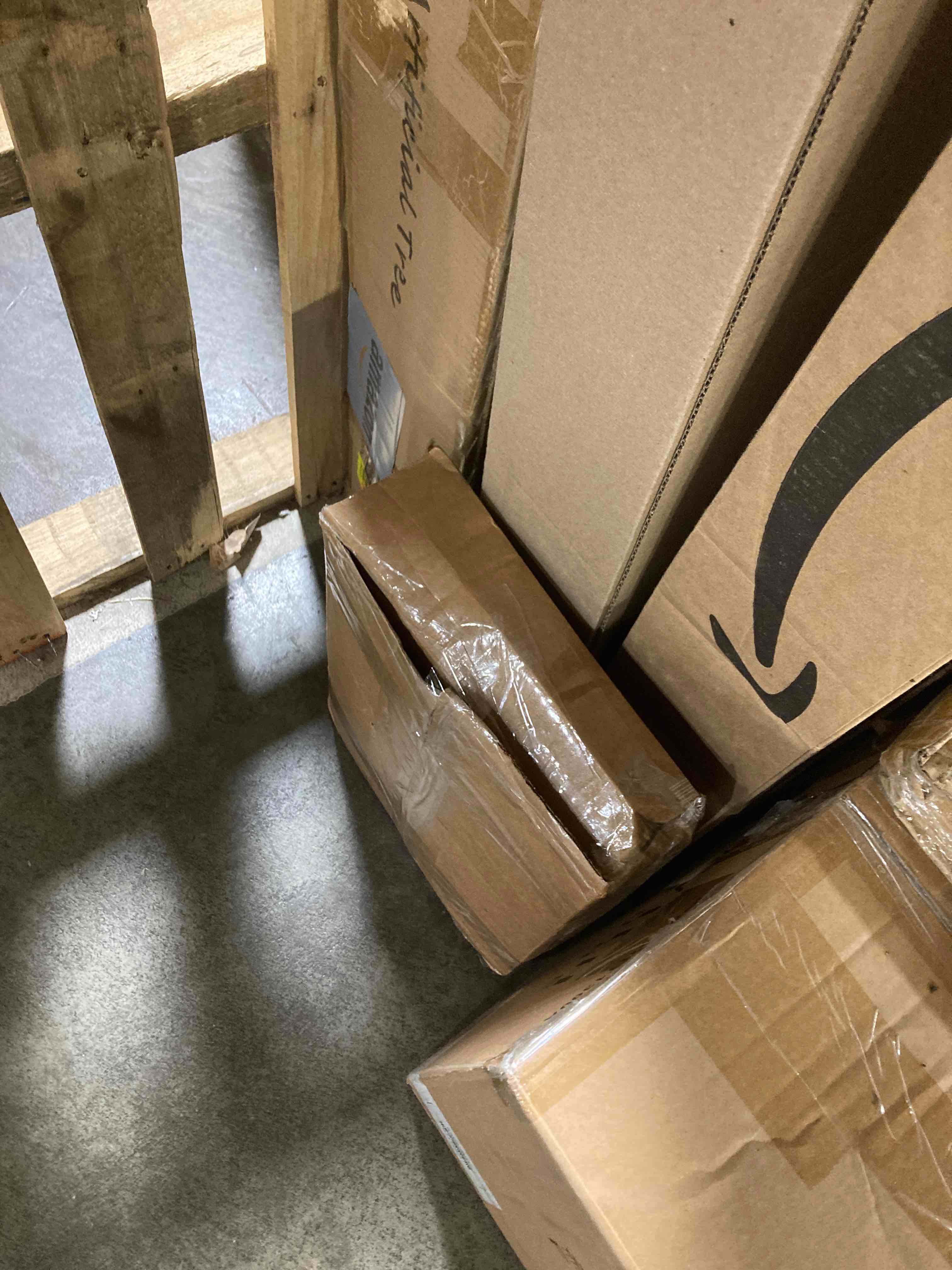 https://s3.amazonaws.com/lotting-images-prod/phillipi/GRA2152471_1745418658997.jpeg