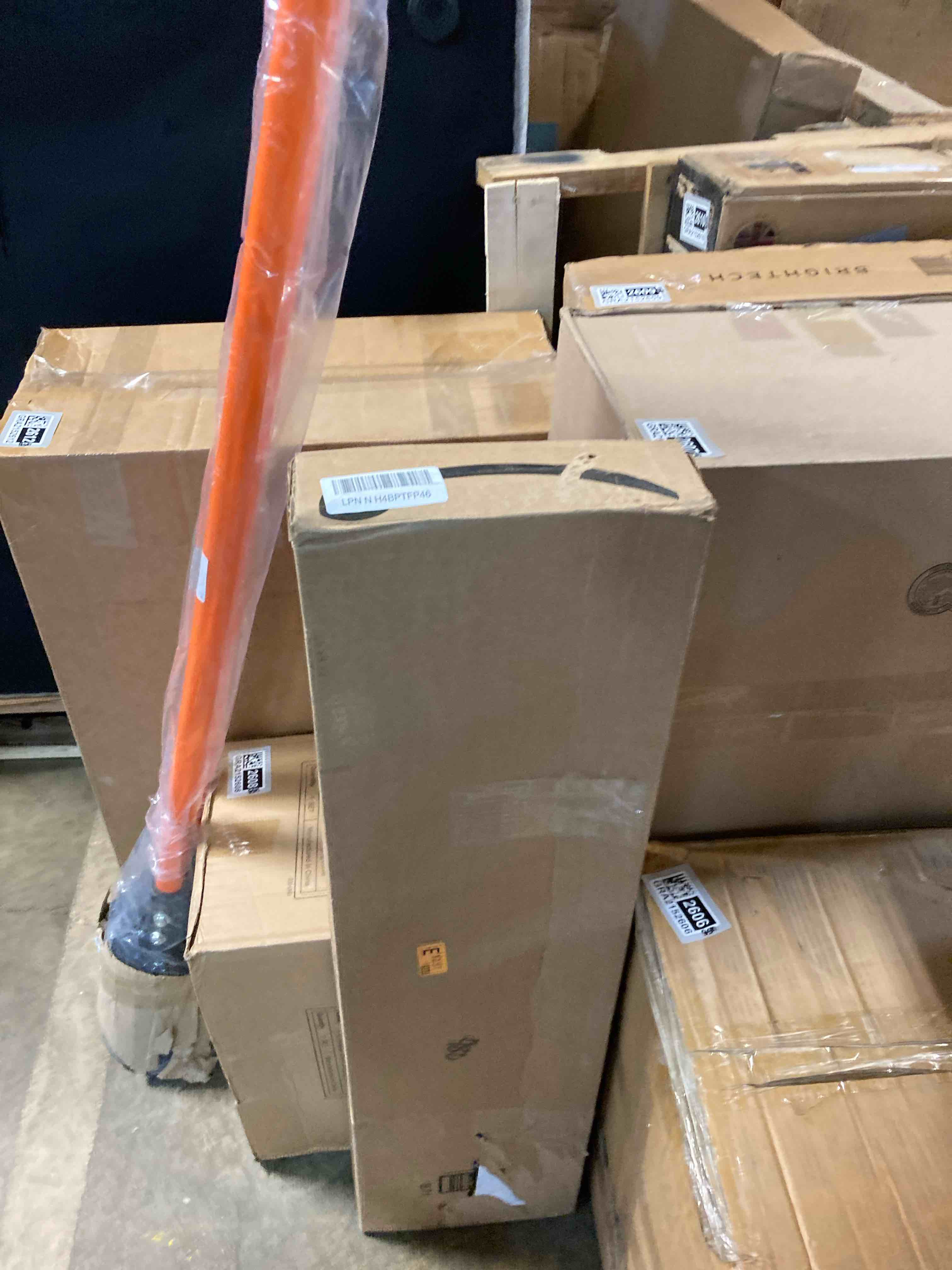https://s3.amazonaws.com/lotting-images-prod/phillipi/GRA2152604_1745957137107.jpeg