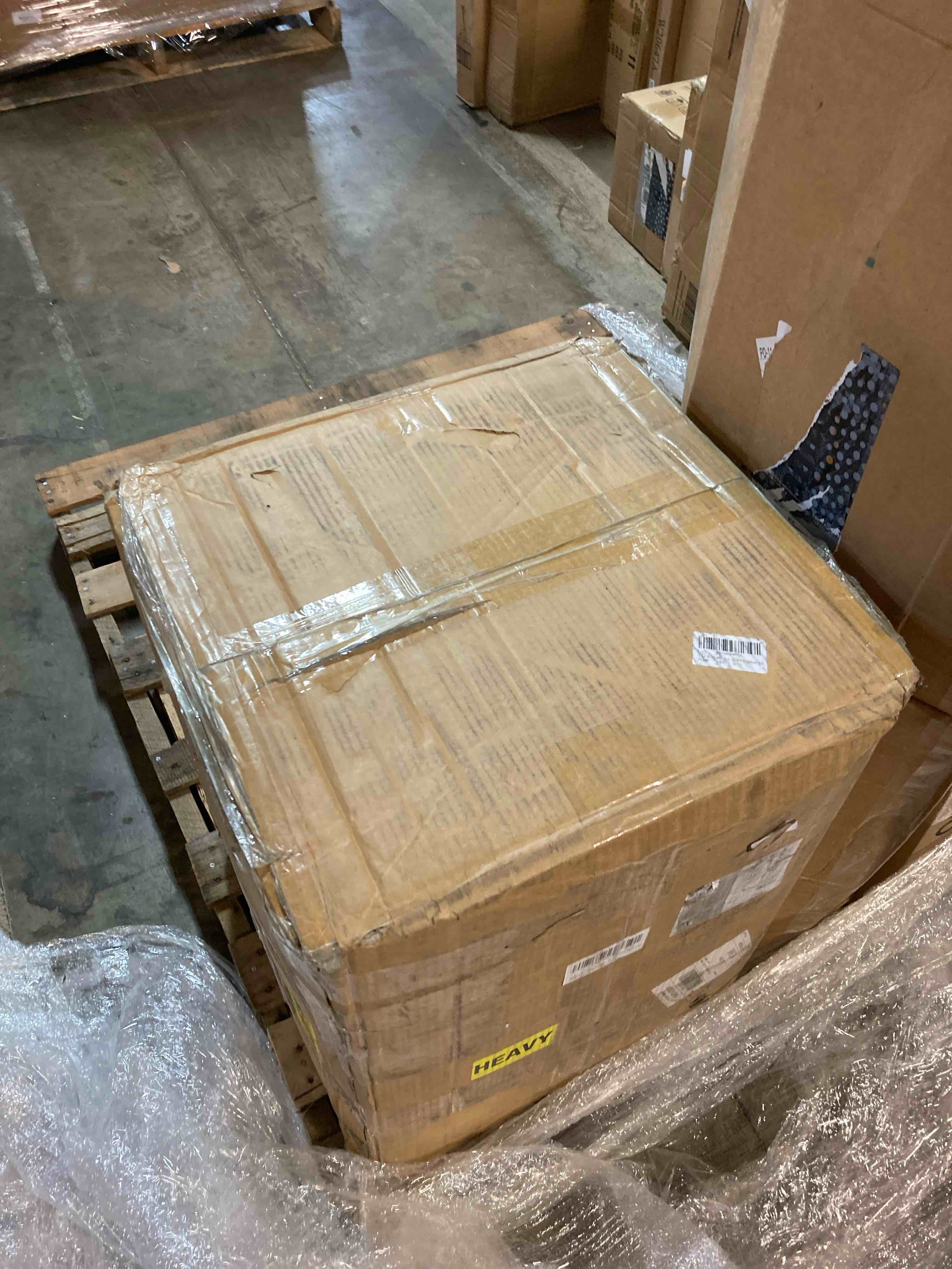 https://s3.amazonaws.com/lotting-images-prod/phillipi/GRA2152606_1745956864947.jpeg