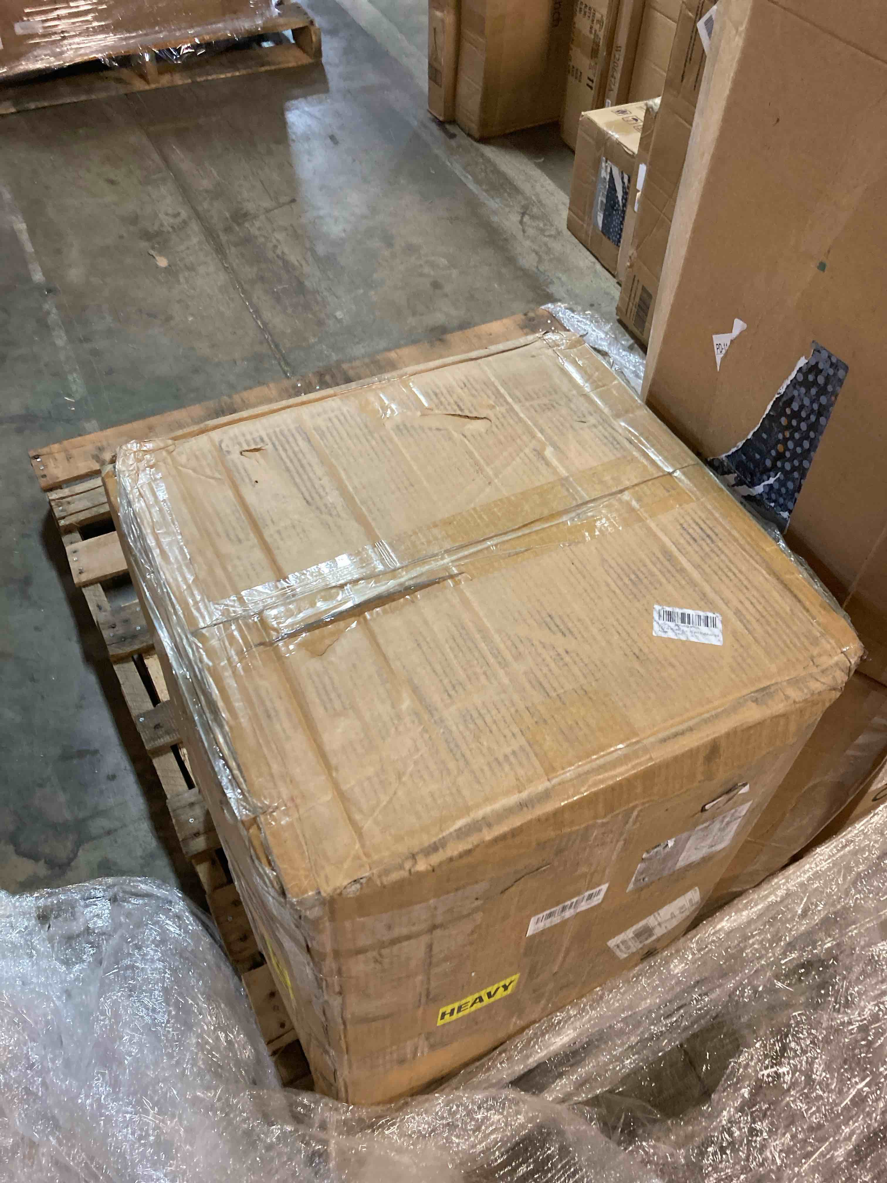 https://s3.amazonaws.com/lotting-images-prod/phillipi/GRA2152606_1745956866244.jpeg