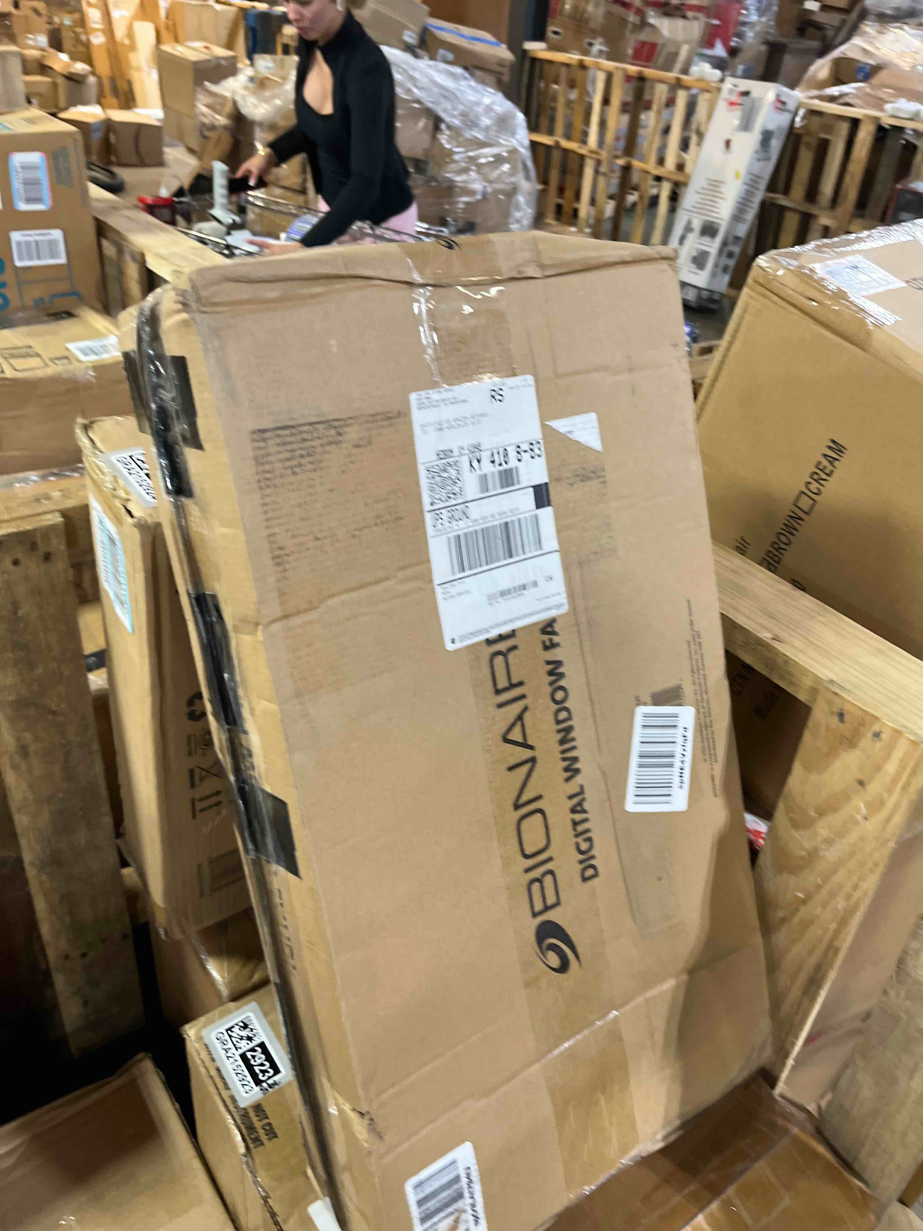 https://s3.amazonaws.com/lotting-images-prod/phillipi/GRA2152917_1748371056487.jpeg