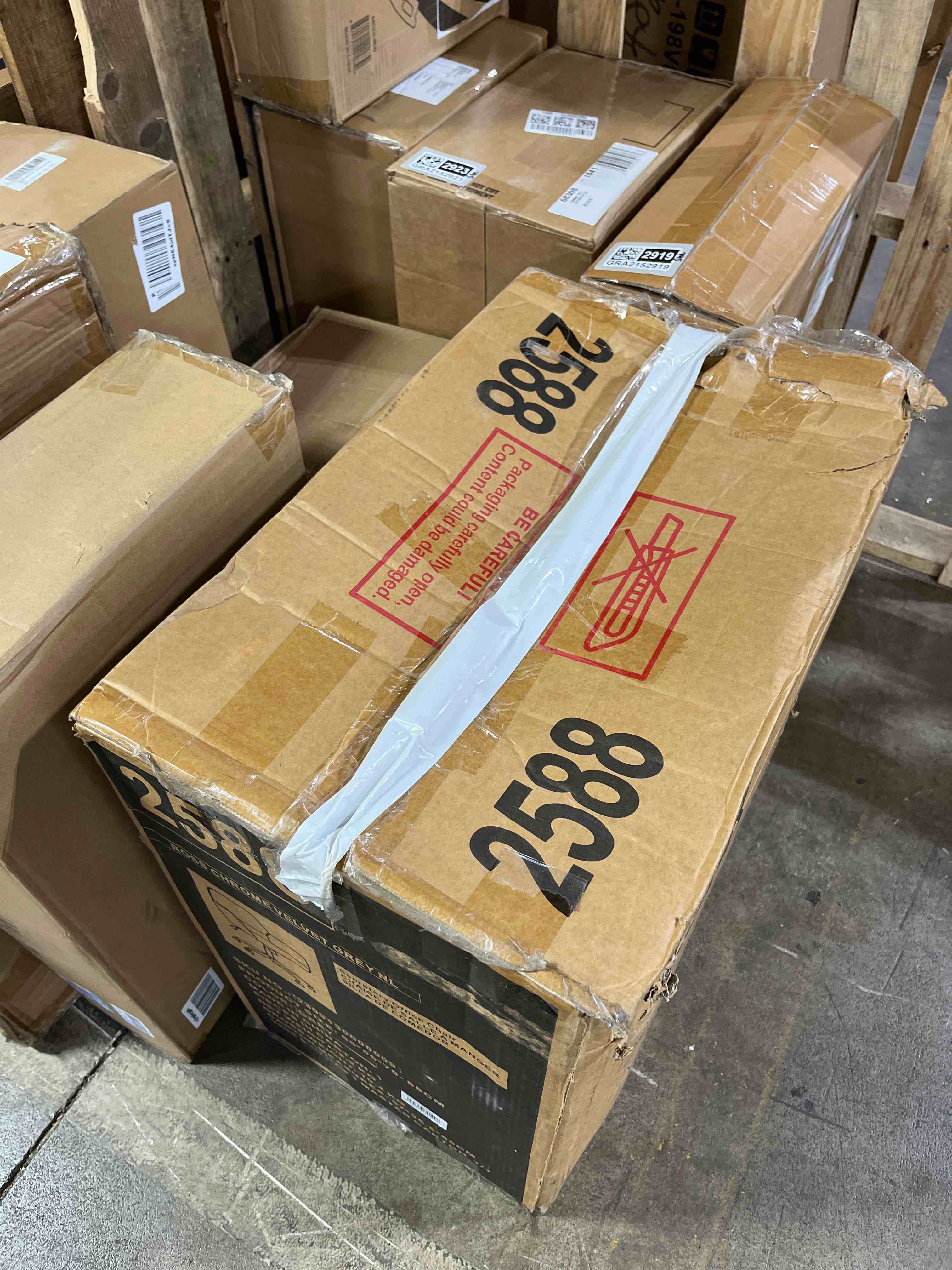 https://s3.amazonaws.com/lotting-images-prod/phillipi/GRA2152918_1748370973591.jpeg
