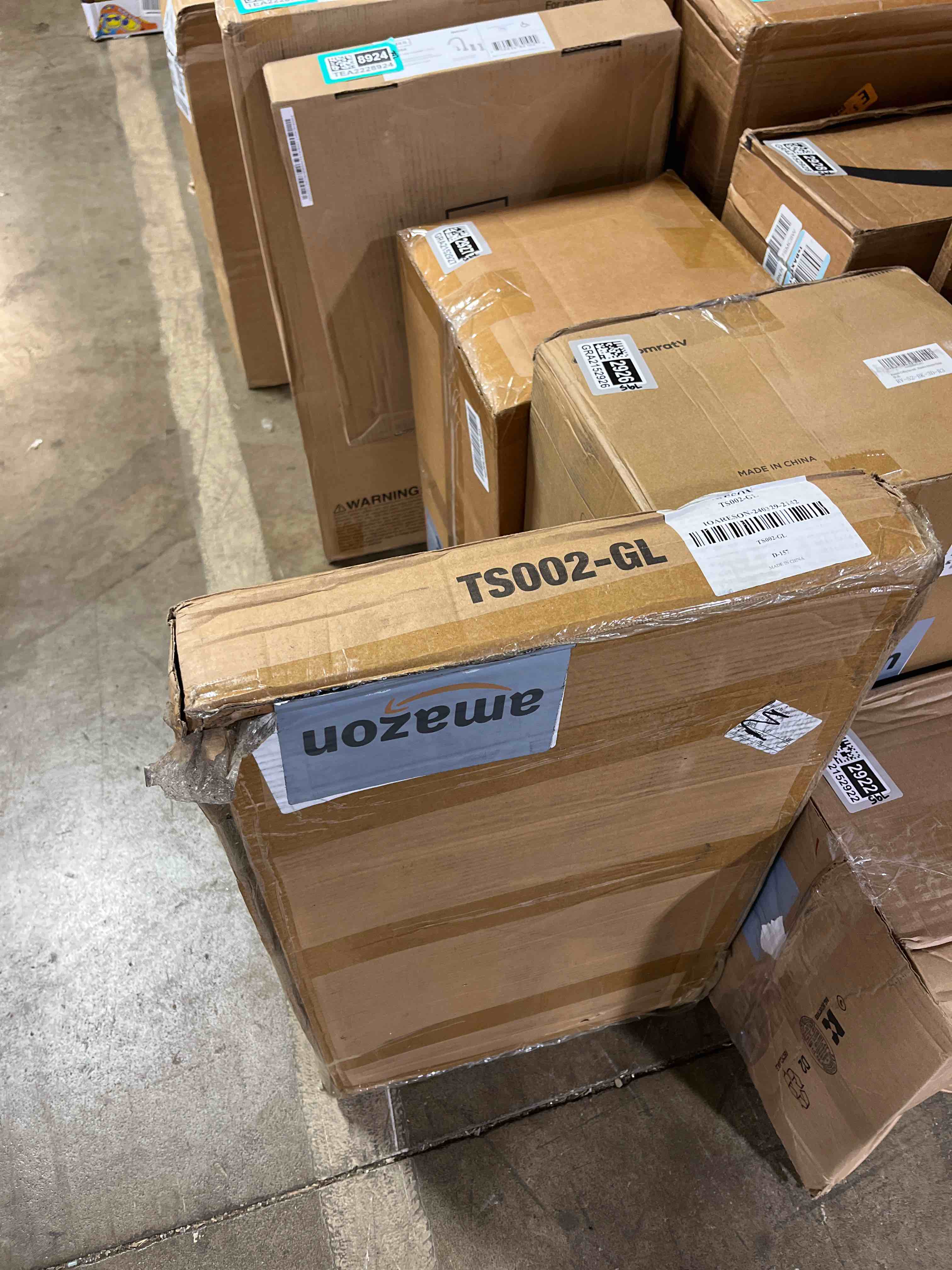 https://s3.amazonaws.com/lotting-images-prod/phillipi/GRA2152921_1748370692630.jpeg