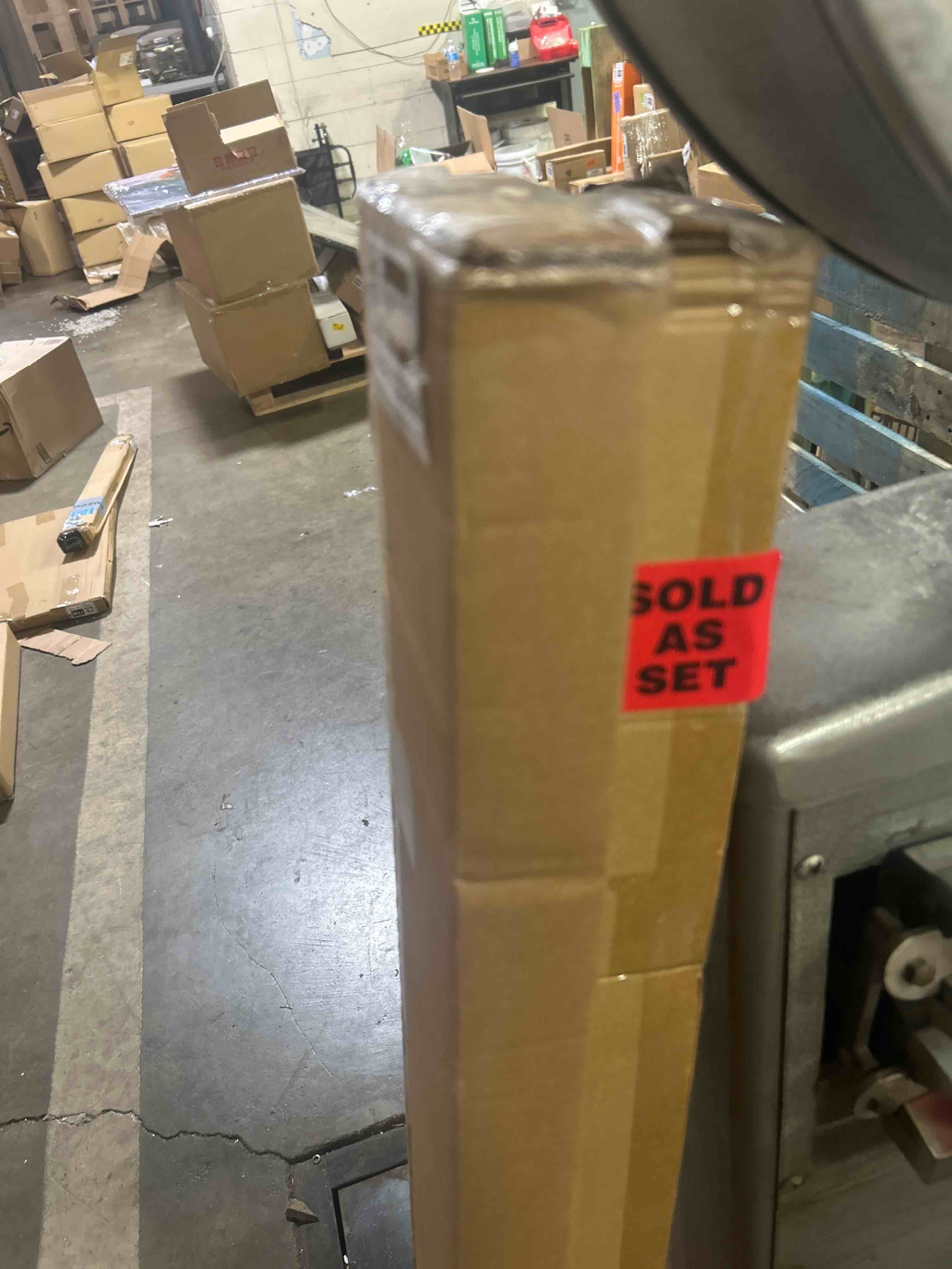 https://s3.amazonaws.com/lotting-images-prod/phillipi/GRA2153288_1753795514845.jpeg