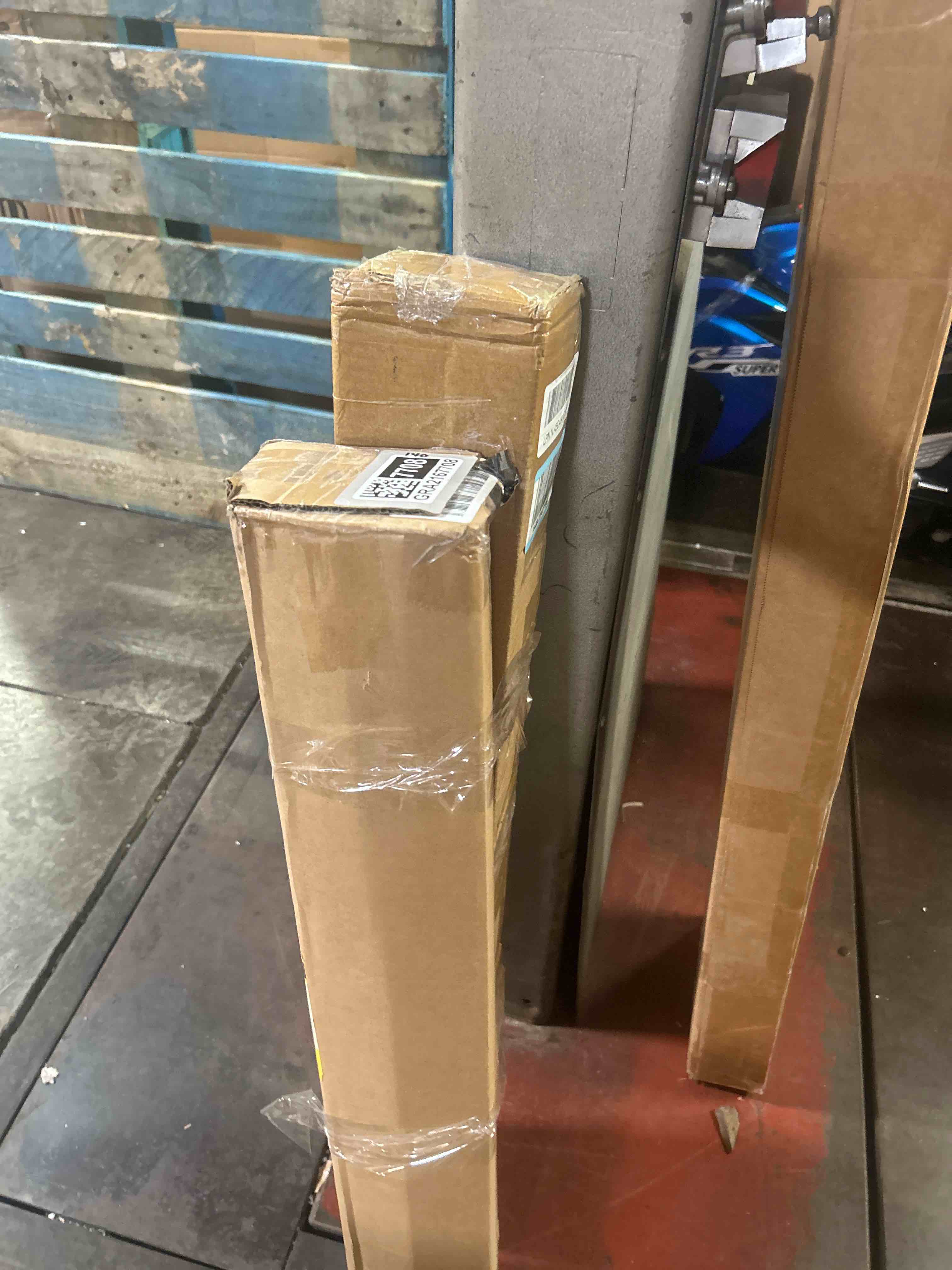 https://s3.amazonaws.com/lotting-images-prod/phillipi/GRA2153290_1753796333411.jpeg