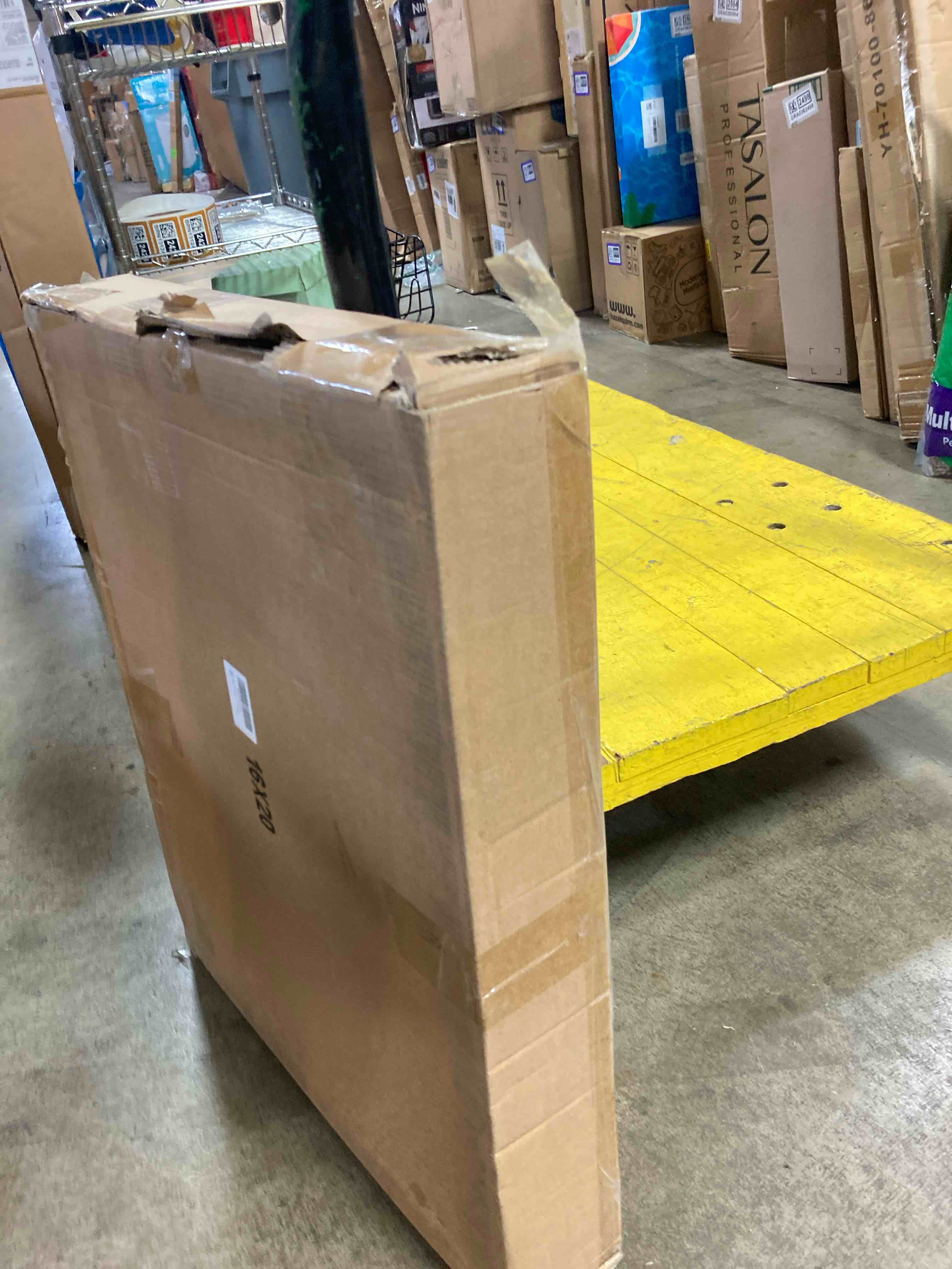 https://s3.amazonaws.com/lotting-images-prod/phillipi/GRA2153354_1753897725900.jpeg