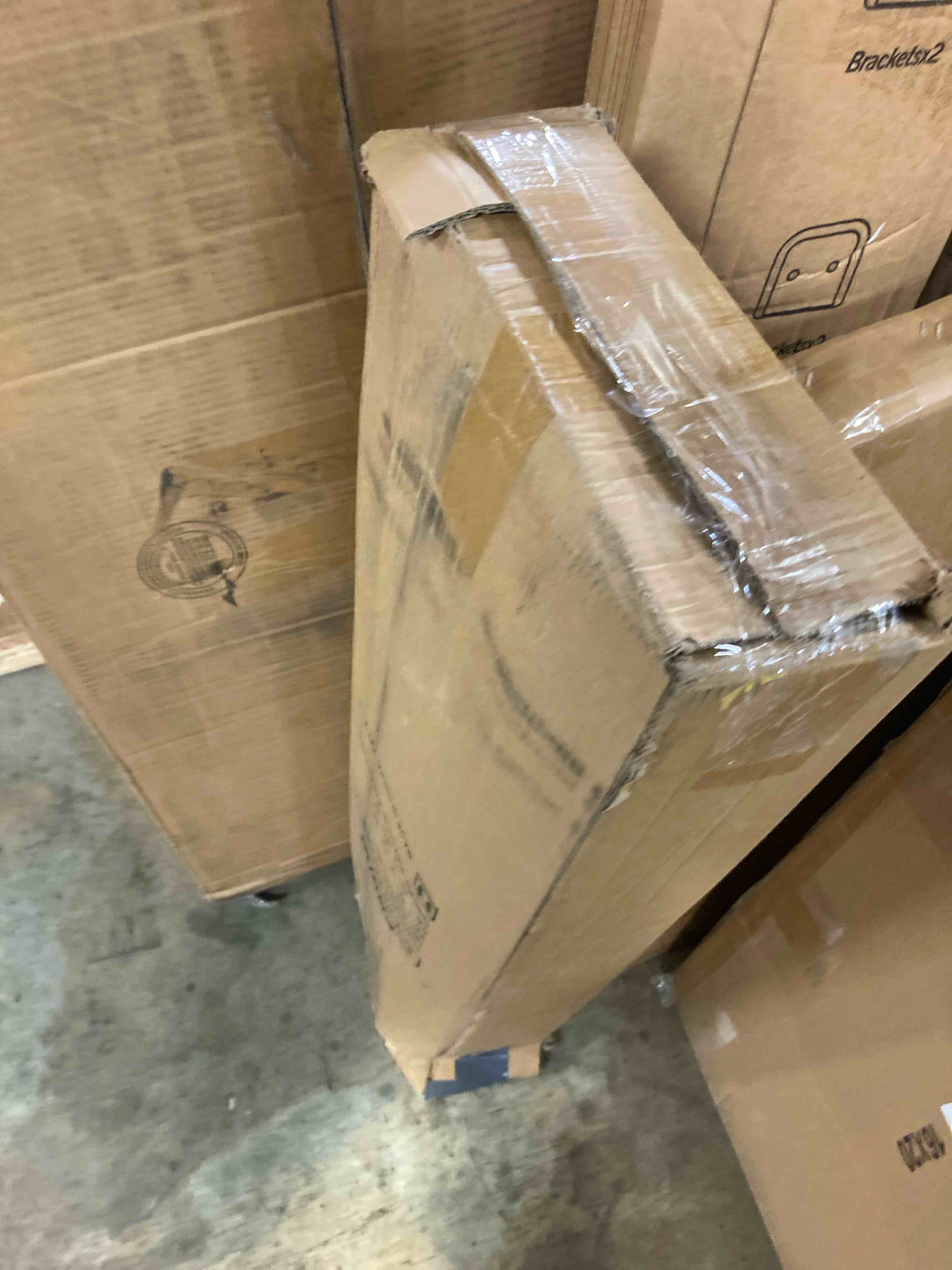 https://s3.amazonaws.com/lotting-images-prod/phillipi/GRA2153356_1753897873825.jpeg