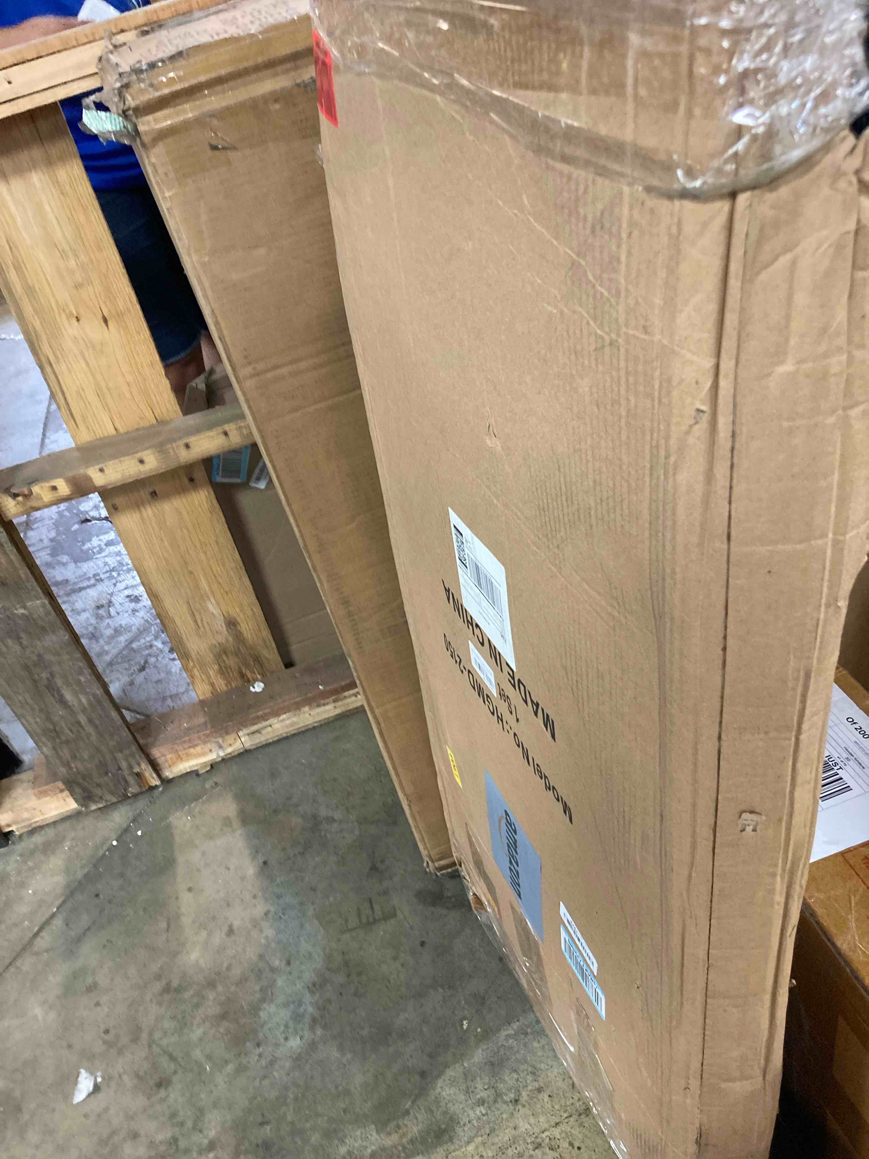 https://s3.amazonaws.com/lotting-images-prod/phillipi/GRA2153359_1753898178737.jpeg