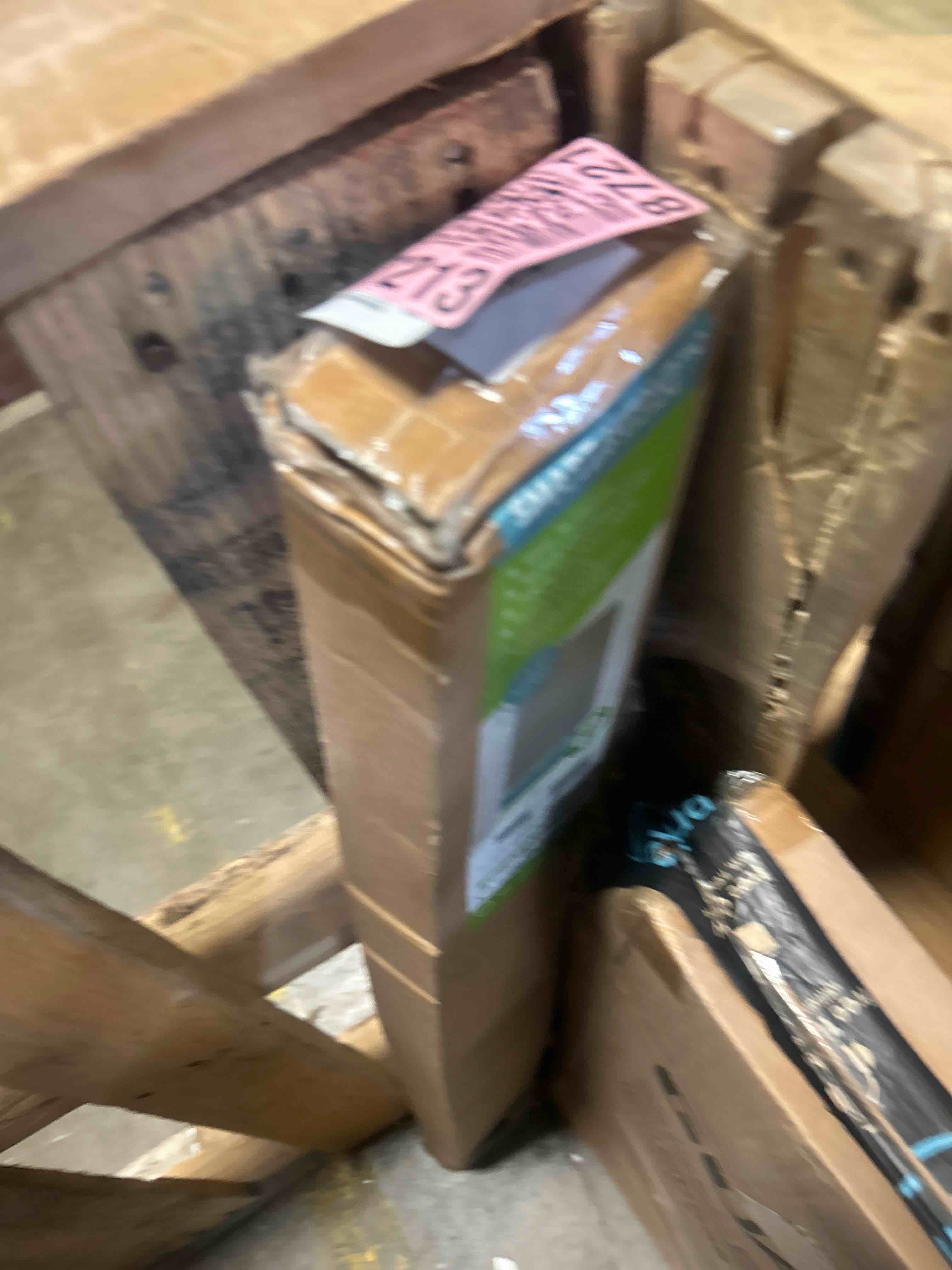 https://s3.amazonaws.com/lotting-images-prod/phillipi/GRA2153430_1754508498393.jpeg