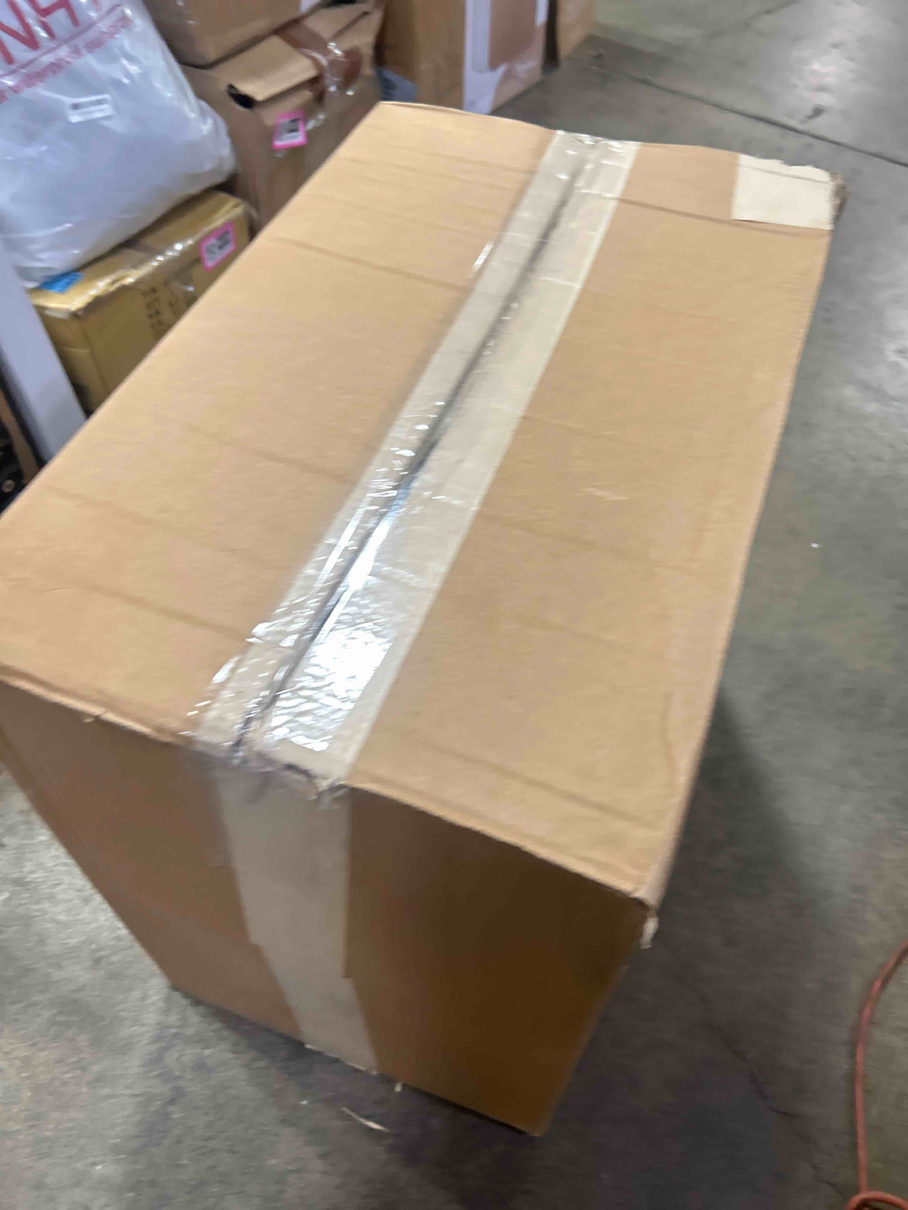 https://s3.amazonaws.com/lotting-images-prod/phillipi/GRA2153482_1754585785943.jpeg