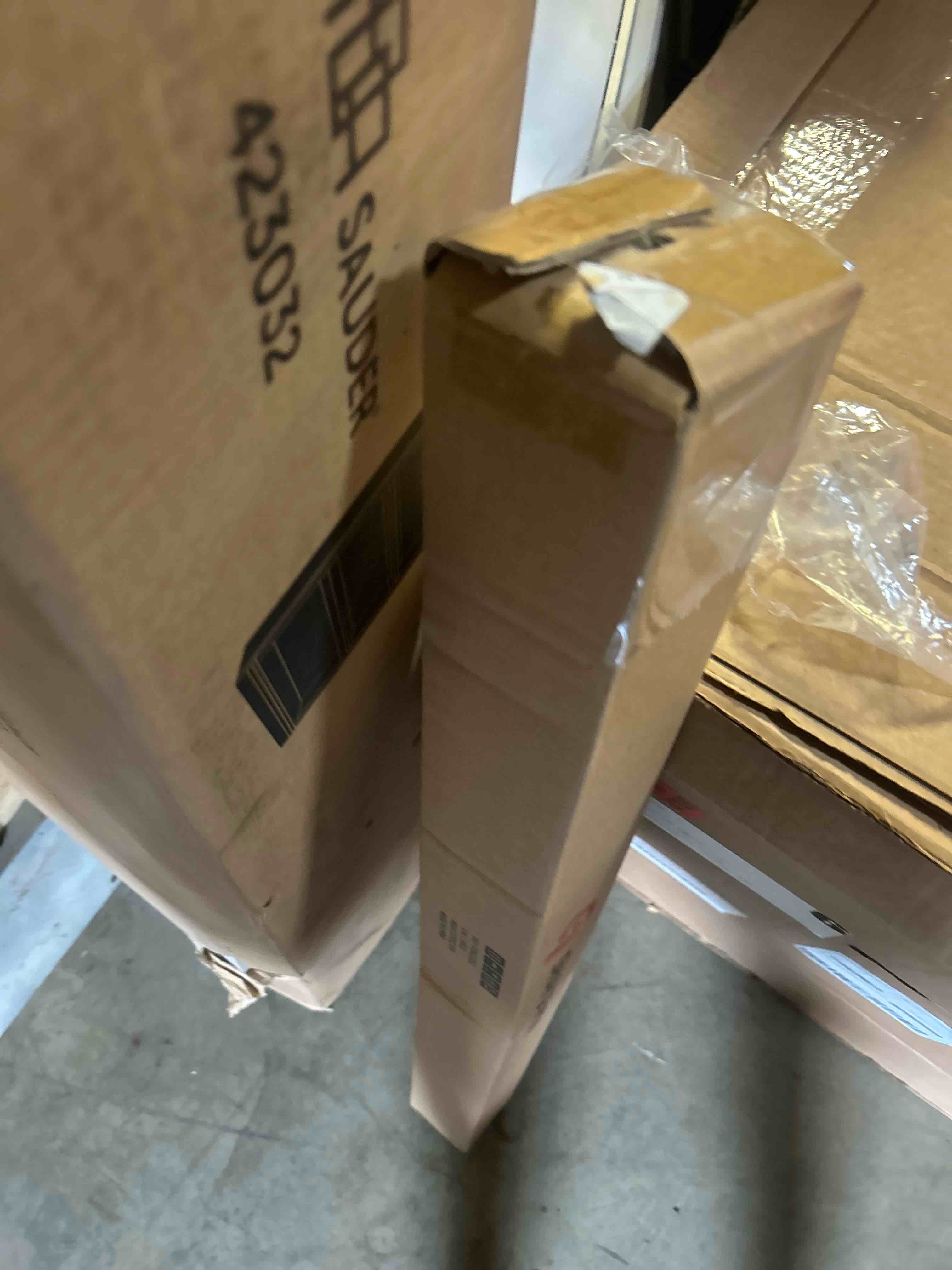 https://s3.amazonaws.com/lotting-images-prod/phillipi/GRA2153489_1754587488602.jpeg