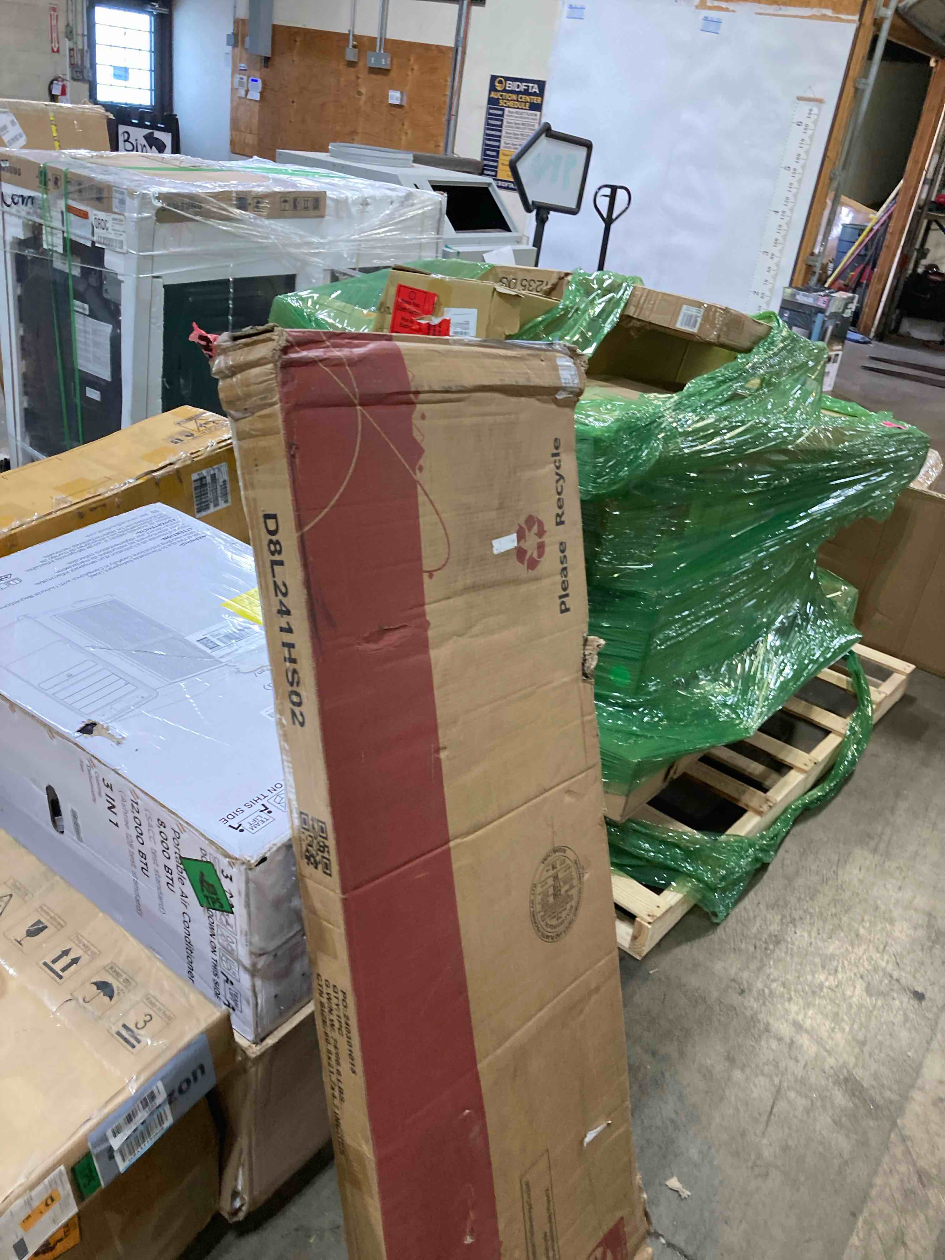 https://s3.amazonaws.com/lotting-images-prod/phillipi/GRA2153578_1755012697830.jpeg