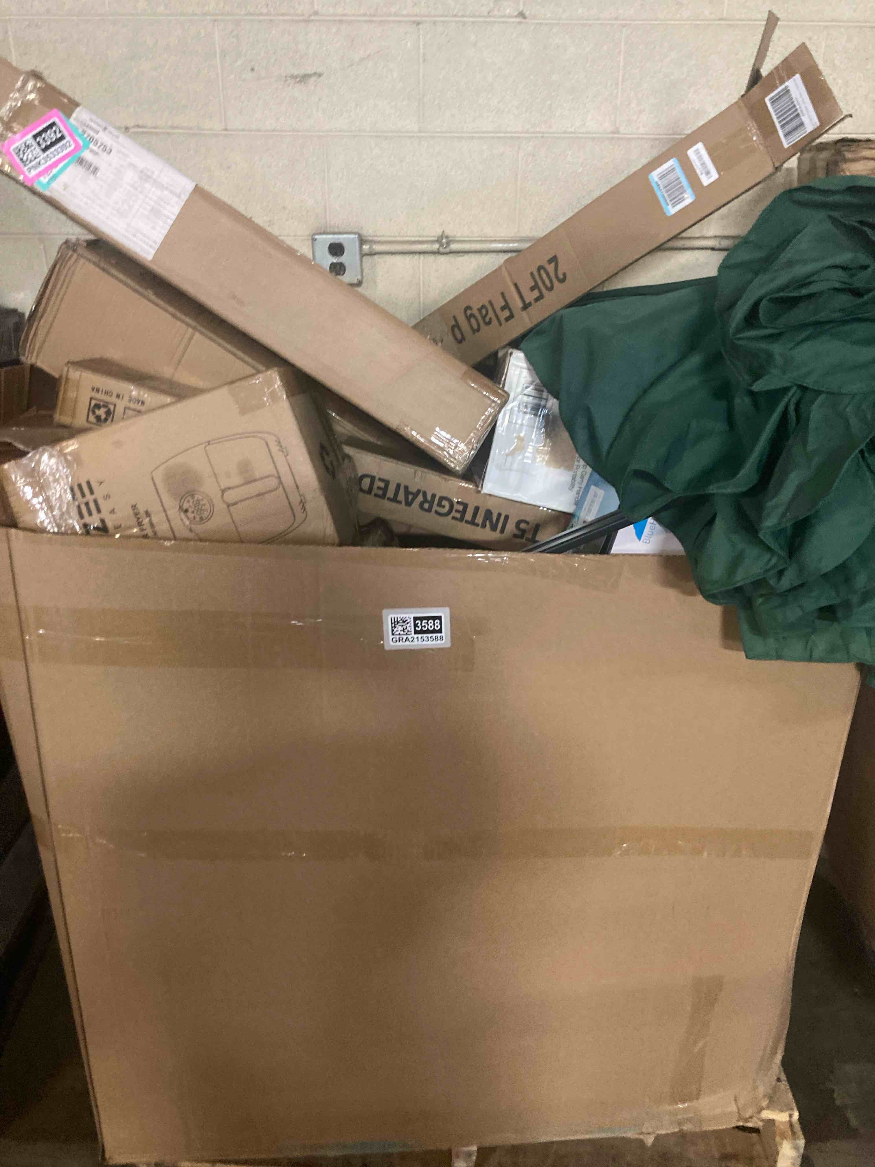 https://s3.amazonaws.com/lotting-images-prod/phillipi/GRA2153588_1755114618698.jpeg
