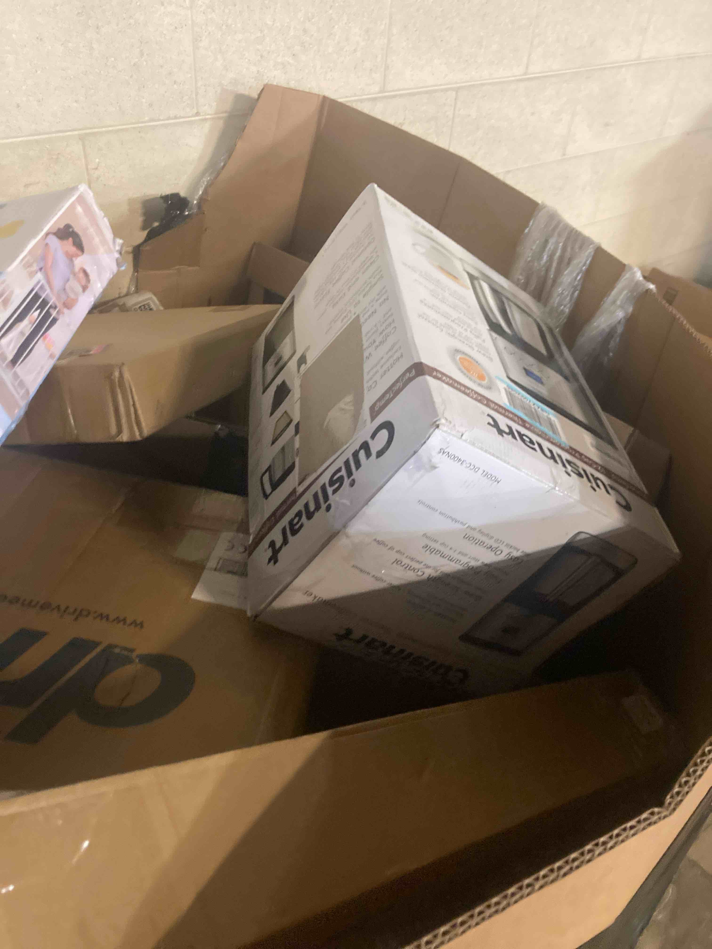 https://s3.amazonaws.com/lotting-images-prod/phillipi/GRA2153591_1755114760206.jpeg