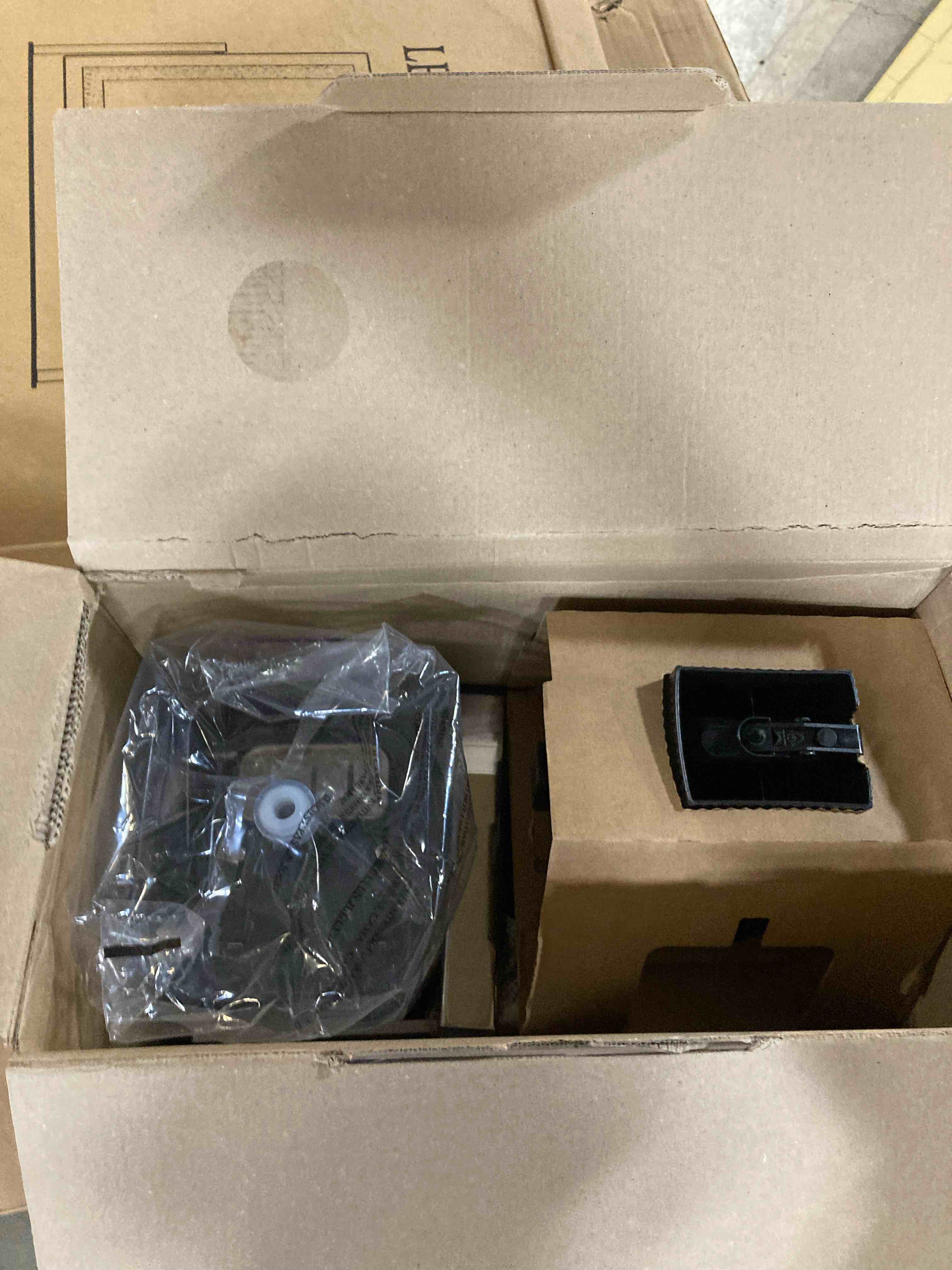 https://s3.amazonaws.com/lotting-images-prod/phillipi/GRA2153660_1755540152071.jpeg
